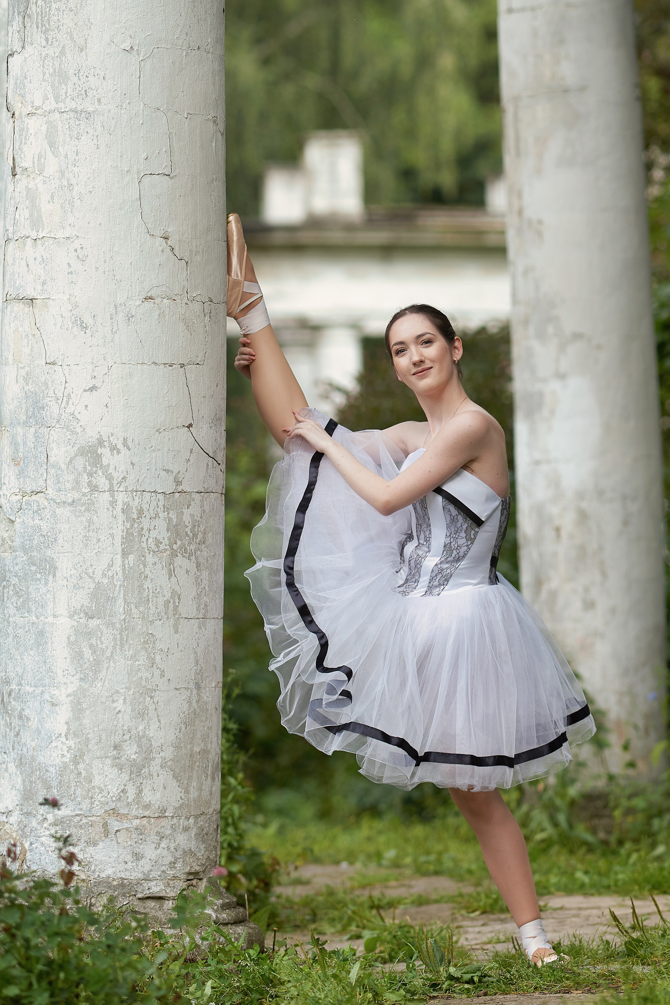 Балерина в усадьбе Пехра-Яковлевское. Балашиха