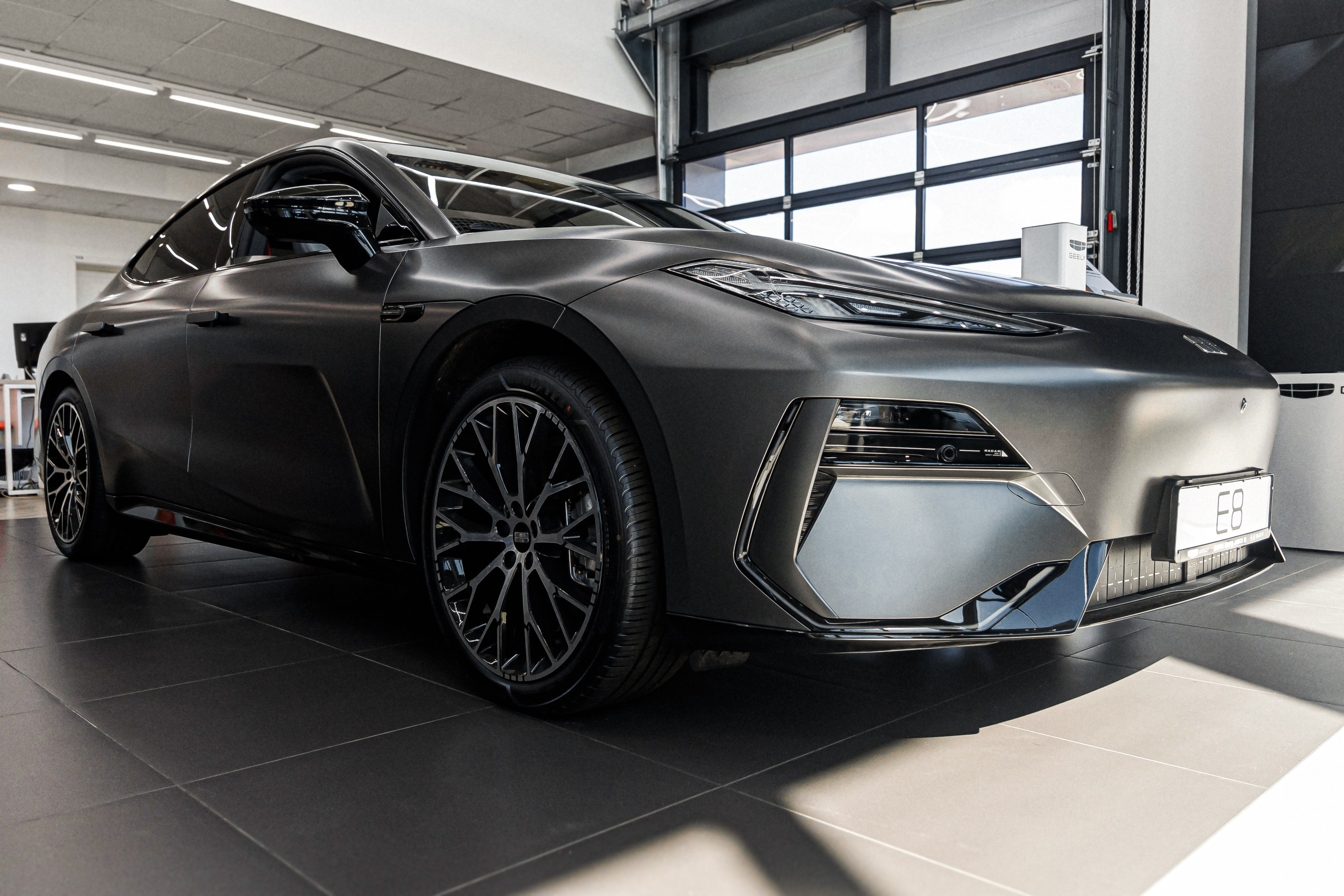 Джили Центр Минск. Свадебный фотограф Минск, Фаниполь, Беларусь Кирилл Напреев