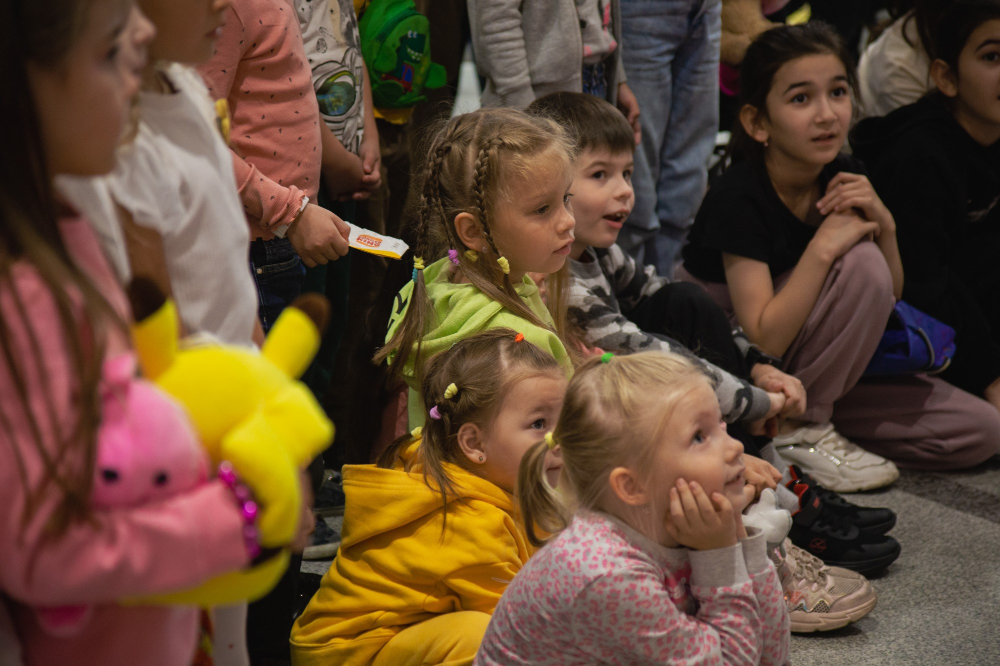 Сказка в ТЦ Океания. Репортажный и концертный фотограф в Москве Анастасия Осень