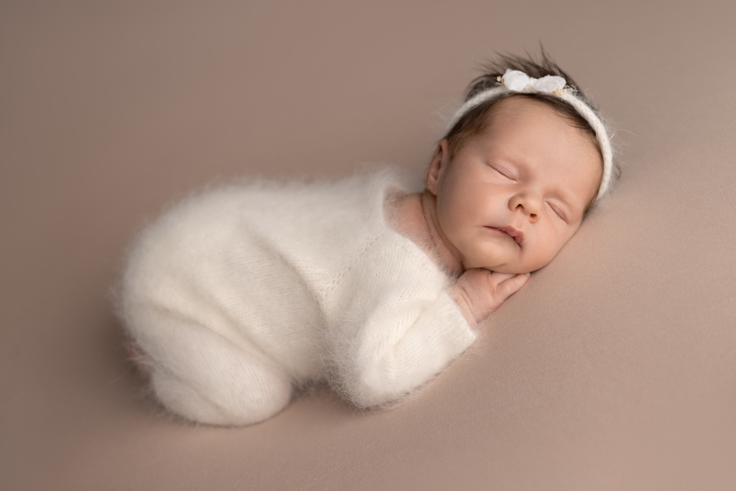 Лада 15 дней. Станисис Мила • Ньюборн фотограф в Москве