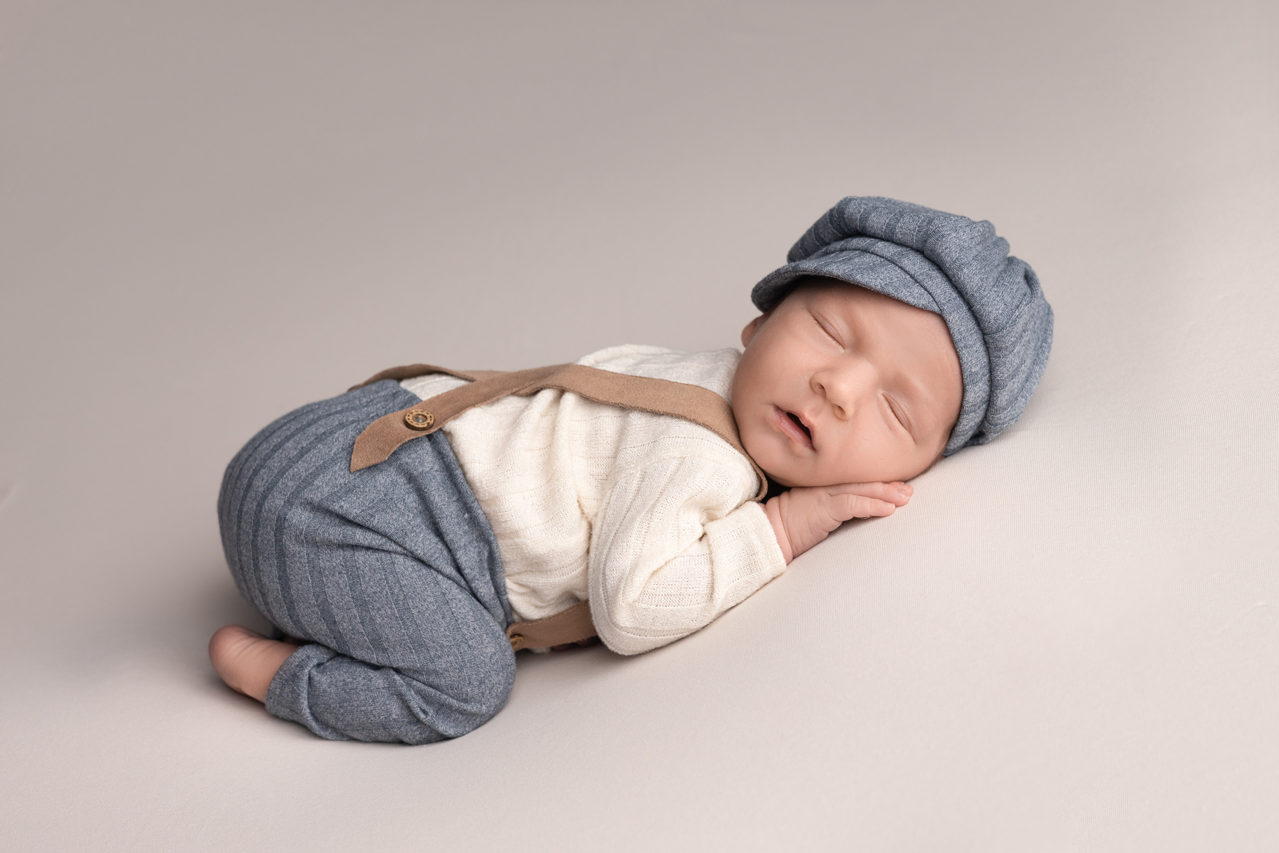 ИЛЬЯ 11 дней. Станисис Мила • Ньюборн фотограф в Москве