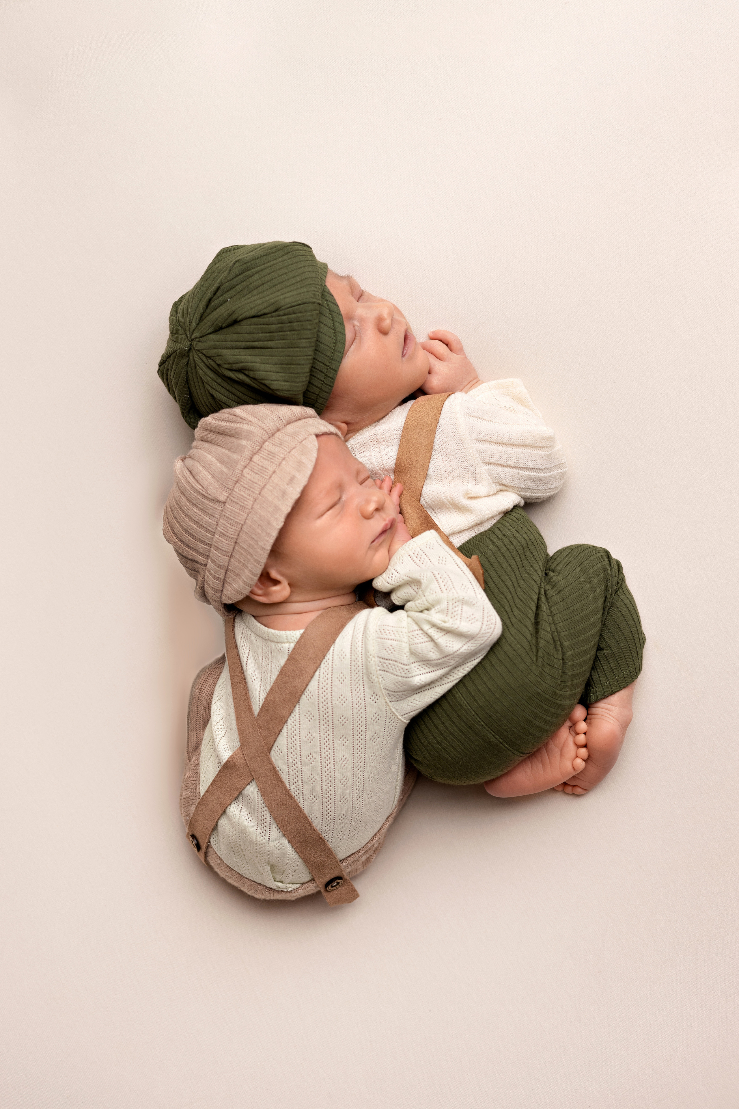 Илья & Лука. Станисис Мила • Ньюборн фотограф в Москве