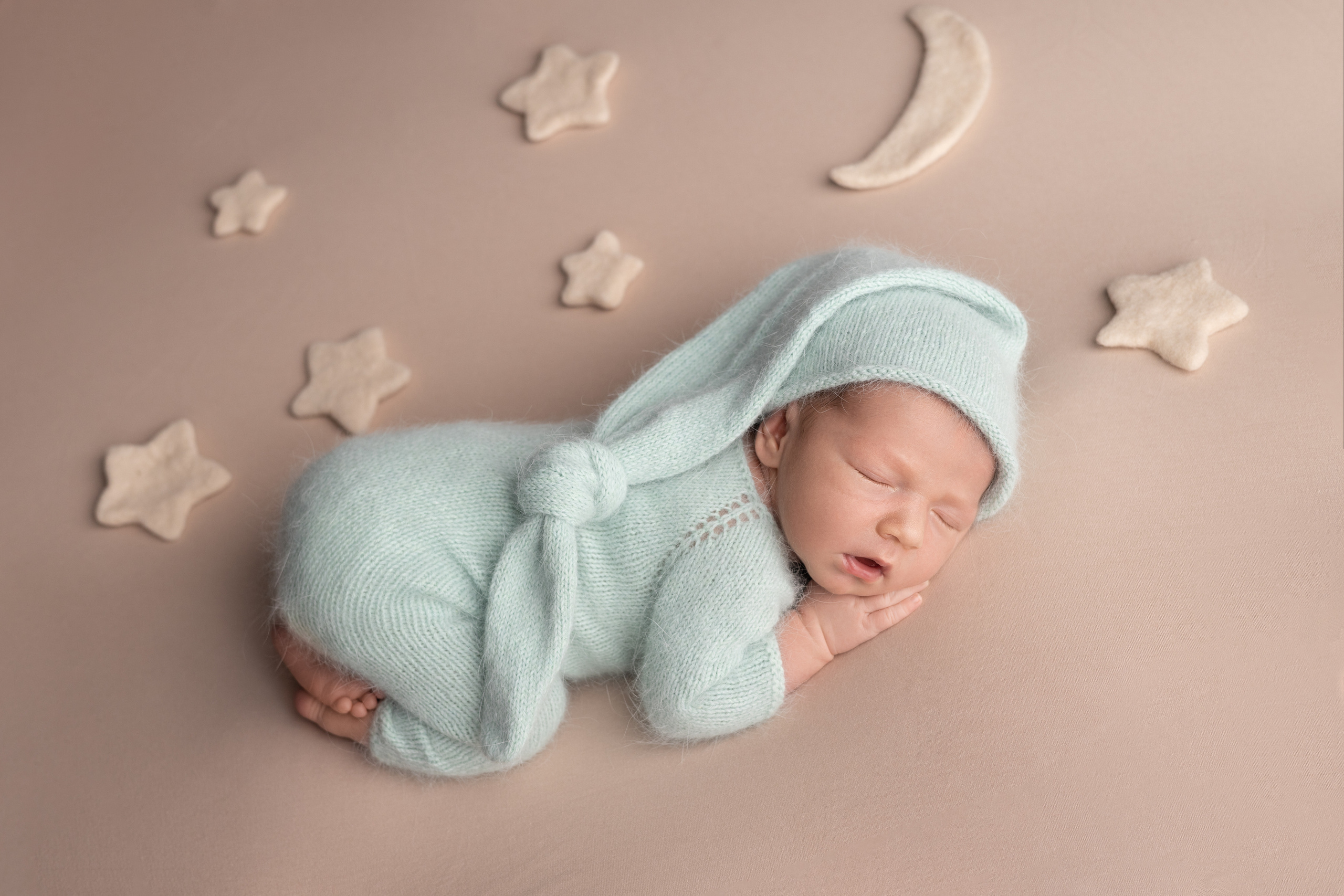 ИЛЬЯ 11 дней. Станисис Мила • Ньюборн фотограф в Москве