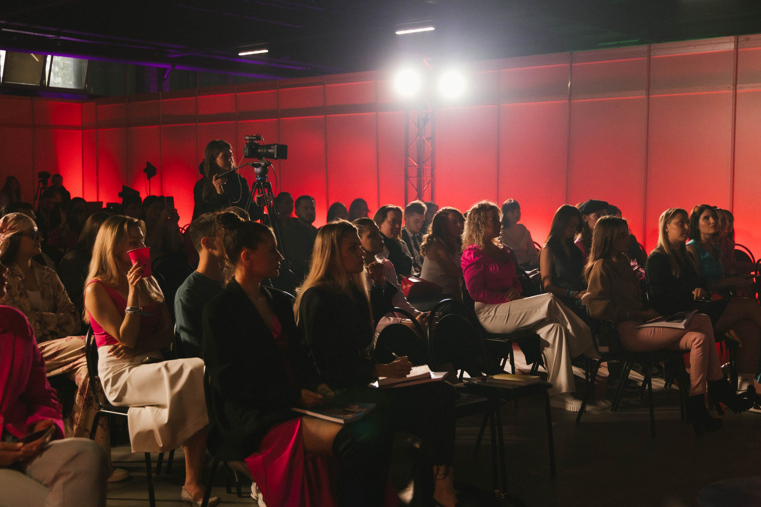 INSTA DIUM 4. Портретный и репортажный фотограф в Москве Олеся Лисарк