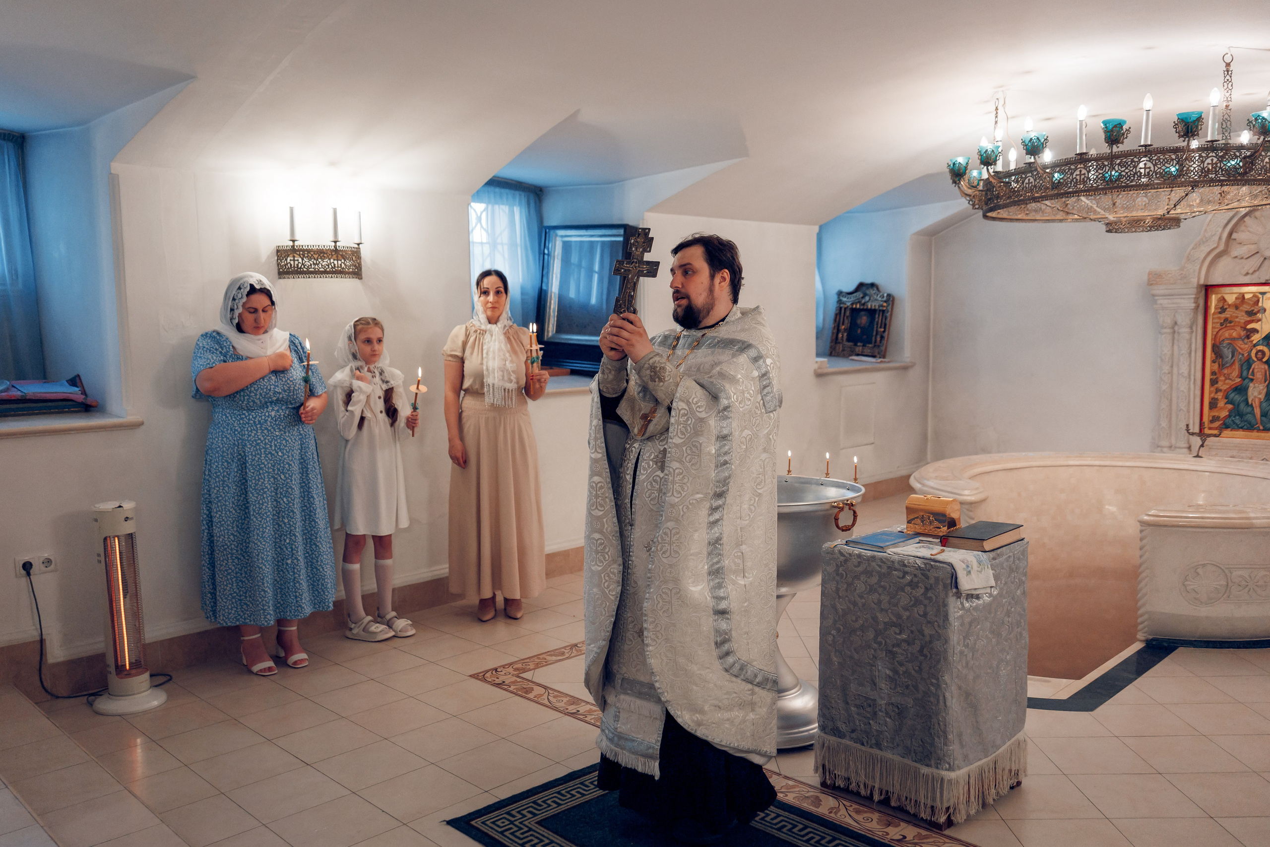 Крещение в Храме Николая чудотворца г. Домодедово. Профессиональный фотограф в Москве и Мо Мария Шантарёва