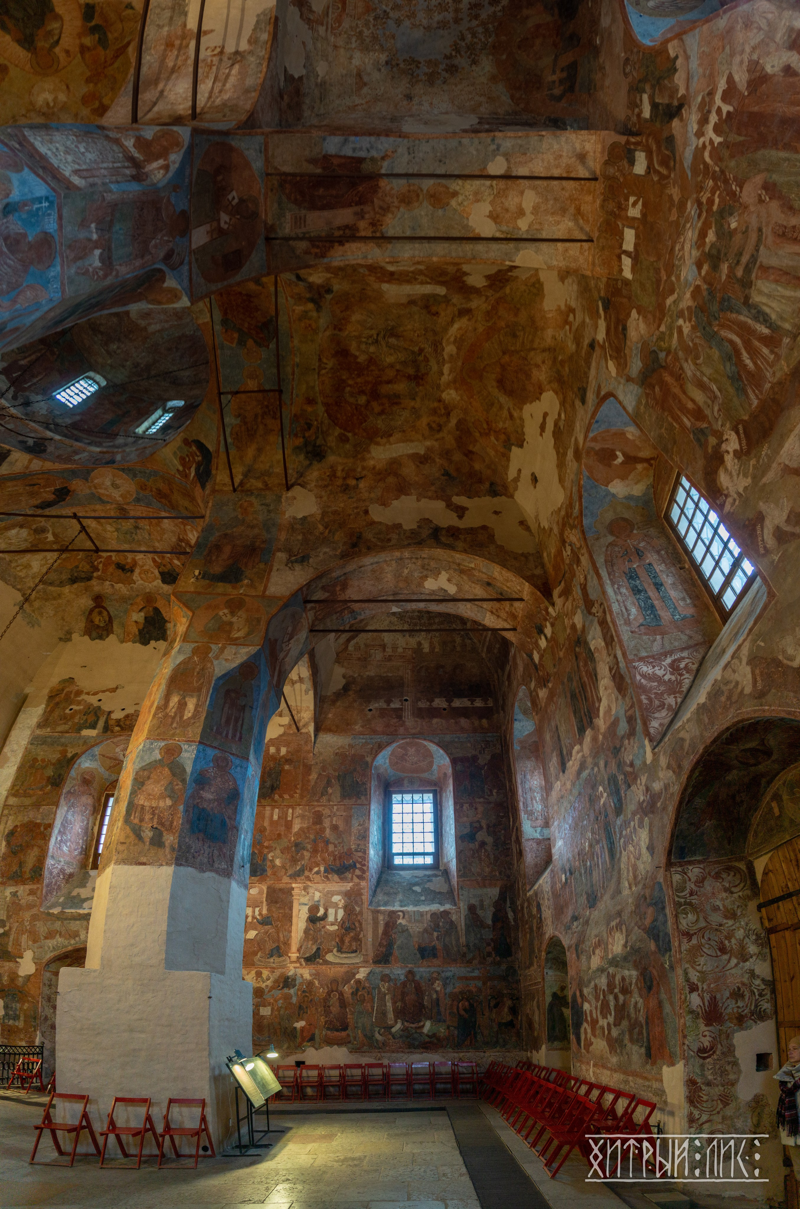 Изборск- Печоры-Псков-Новгород-Торжок. Фотограф-путешественник Самойлов Максим «Sly Fox»