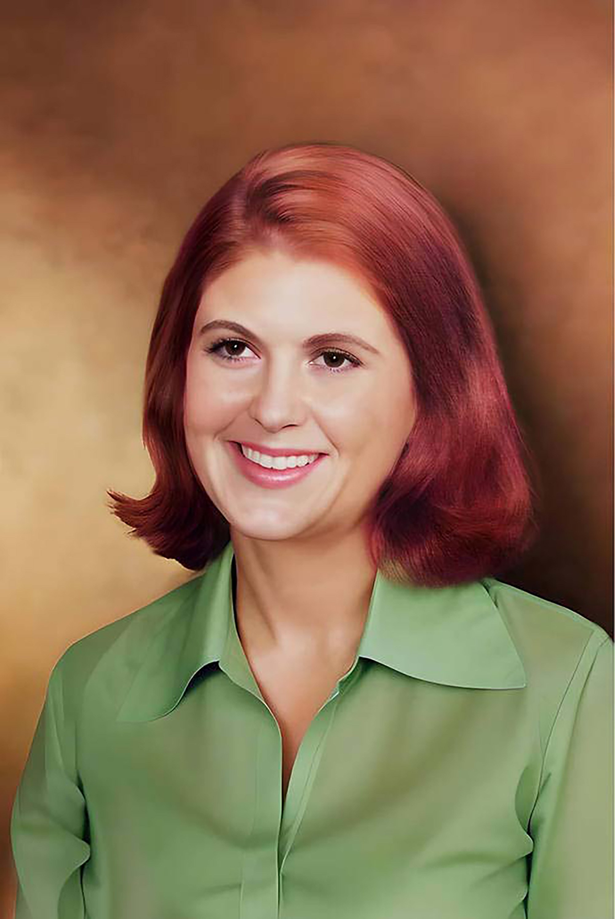 Revive Your Memories with Expert Photo Restoration Services. AI Photo Retoucher and Image Restorer Zhanna Ognivo