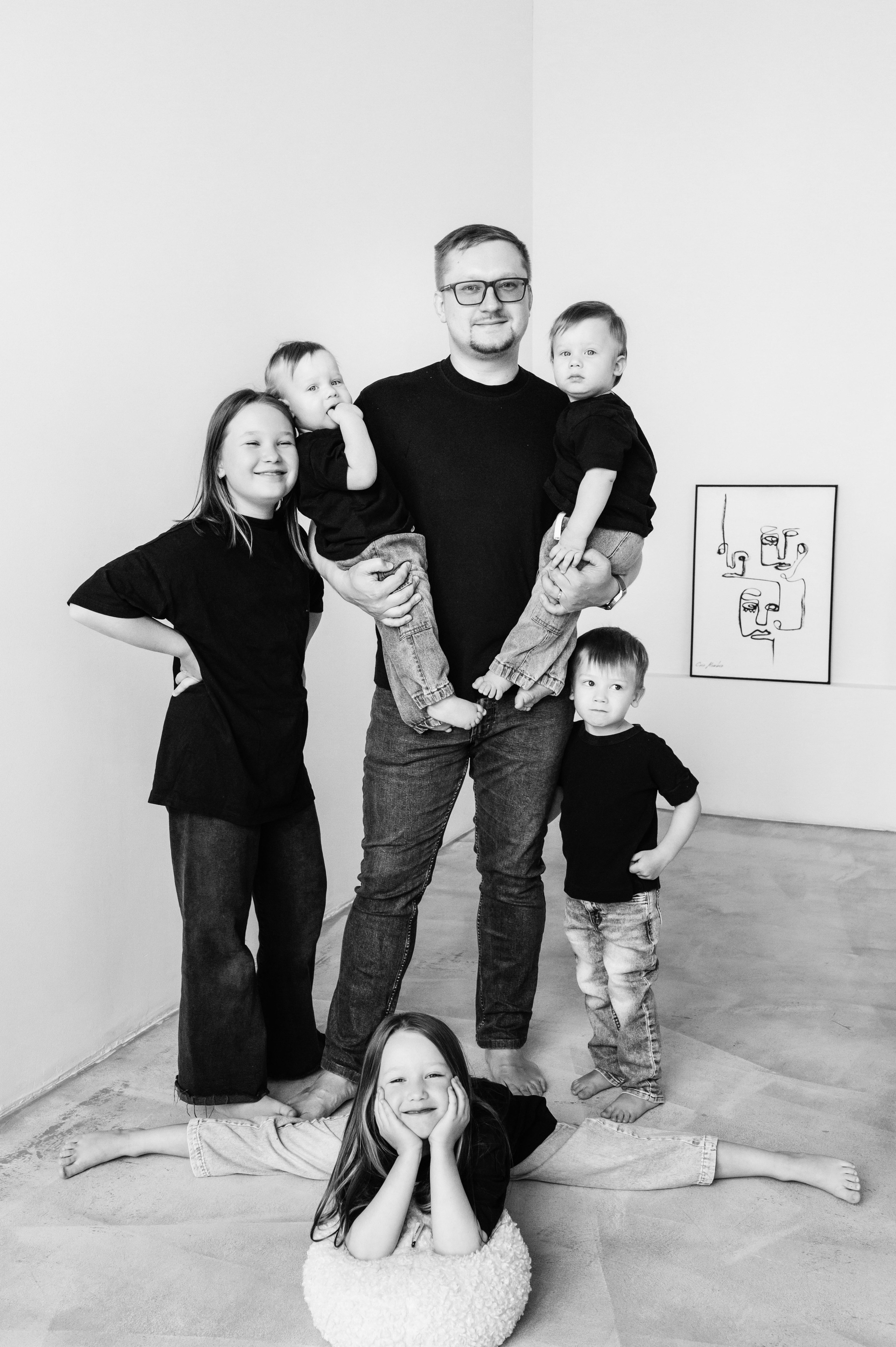 Алина. Профессиональный фотограф беременности в СПБ. Стильные фотосессии беременности в стиле минимализм и классическая фотография