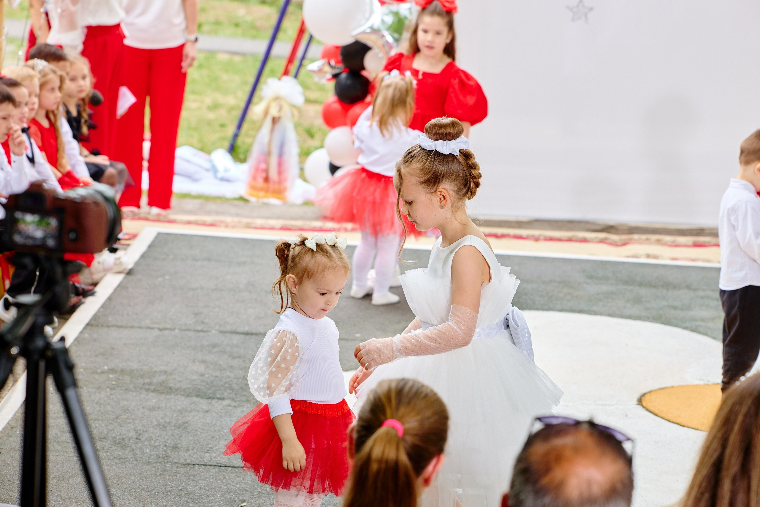 Выпускной 45 сад. Фотограф Выпускные альбомы Таганрог Сергей Коробченко