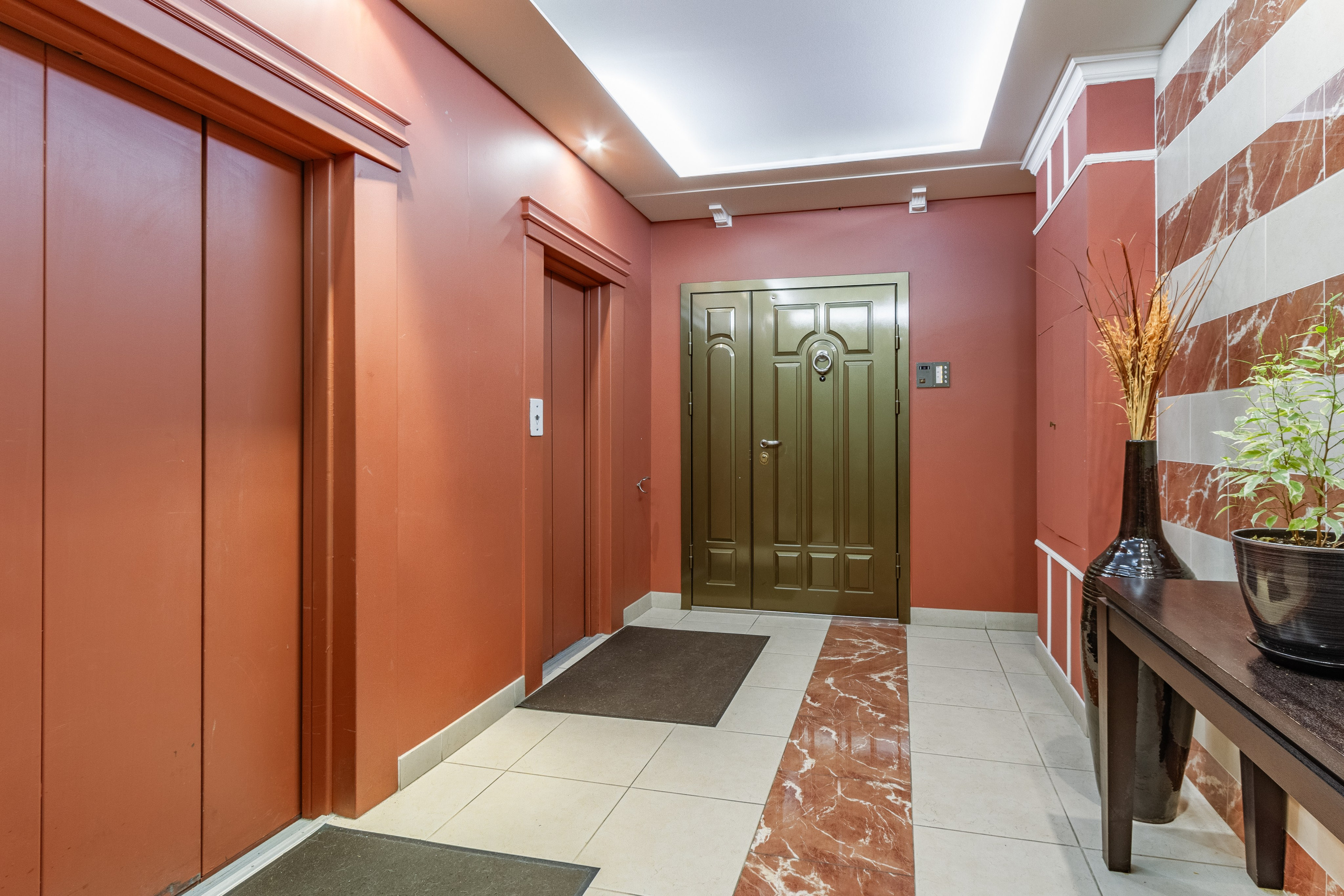 Парадные. Упаковка Недвижимости