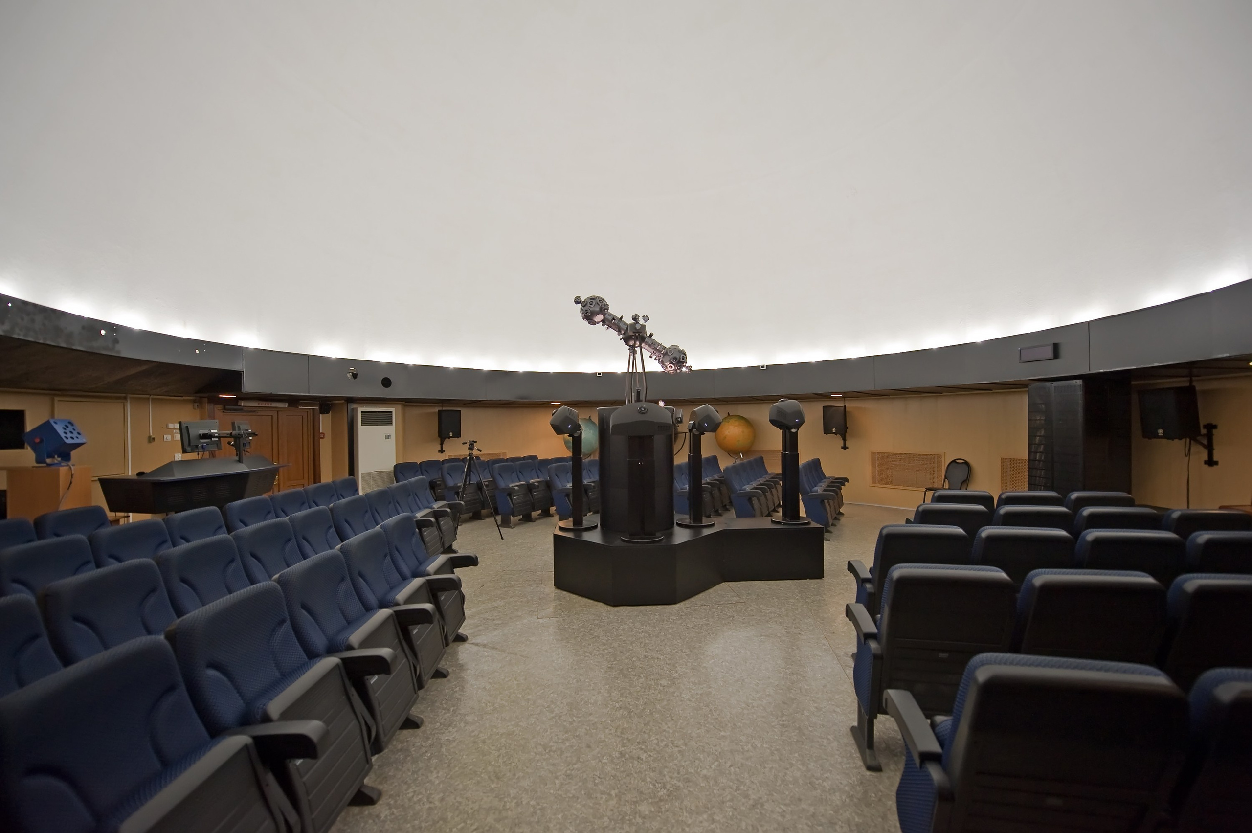 Фотографии Планетарий Музея Космонавтики Калуга. Фотограф спортивные события, недвижимость, турбизнес