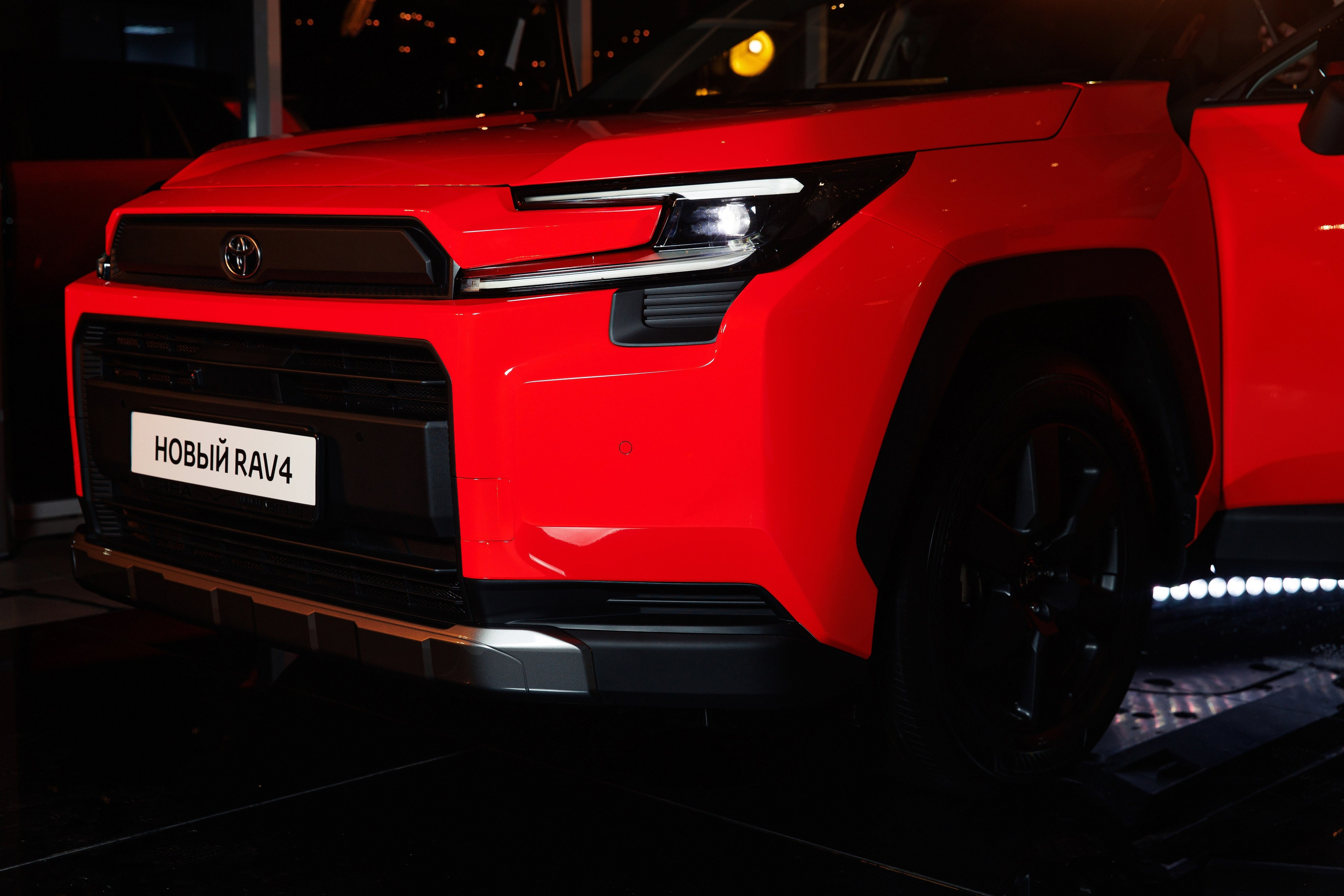 Презентация новой Toyota RAV4. Репортажный и свадебный фотограф в Уфе Павел Кожевников