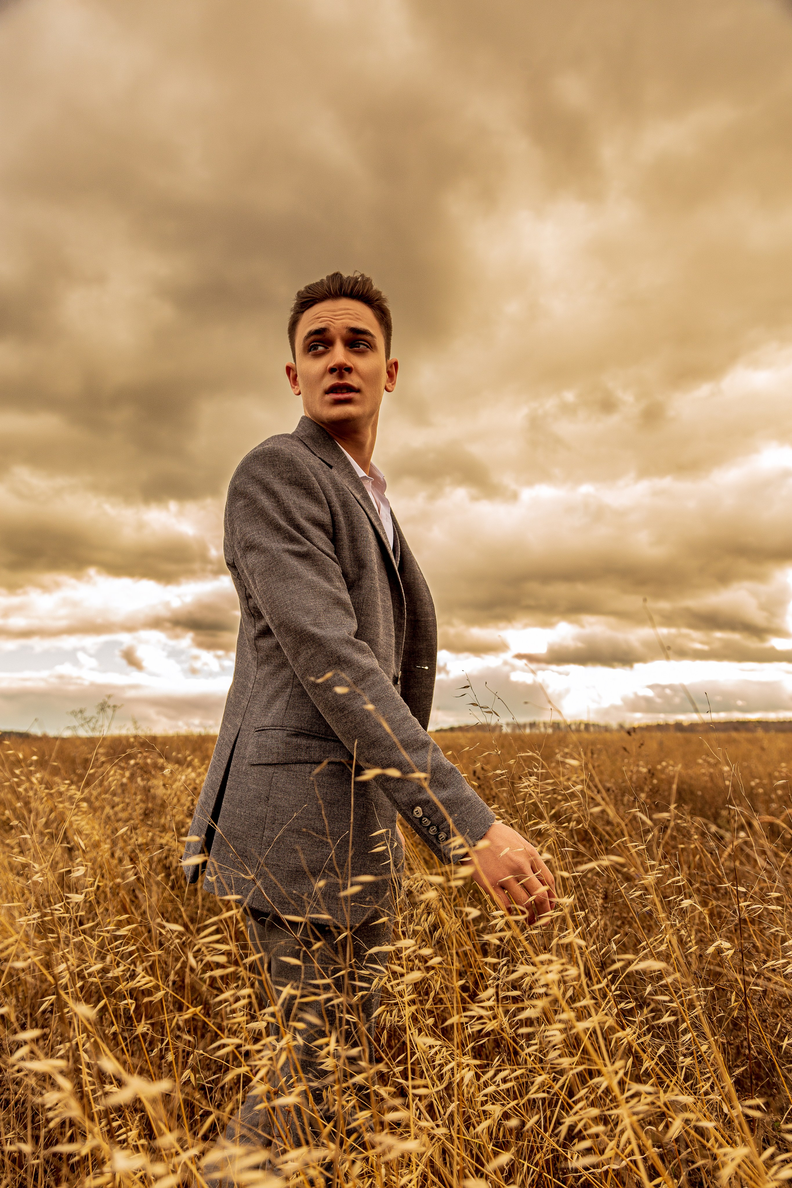 Сергей | Поле. Репортажный фотограф Екатеринбург | Яркий, качественный репортаж | Концерты, клубы, репортаж, праздники, корпоративы