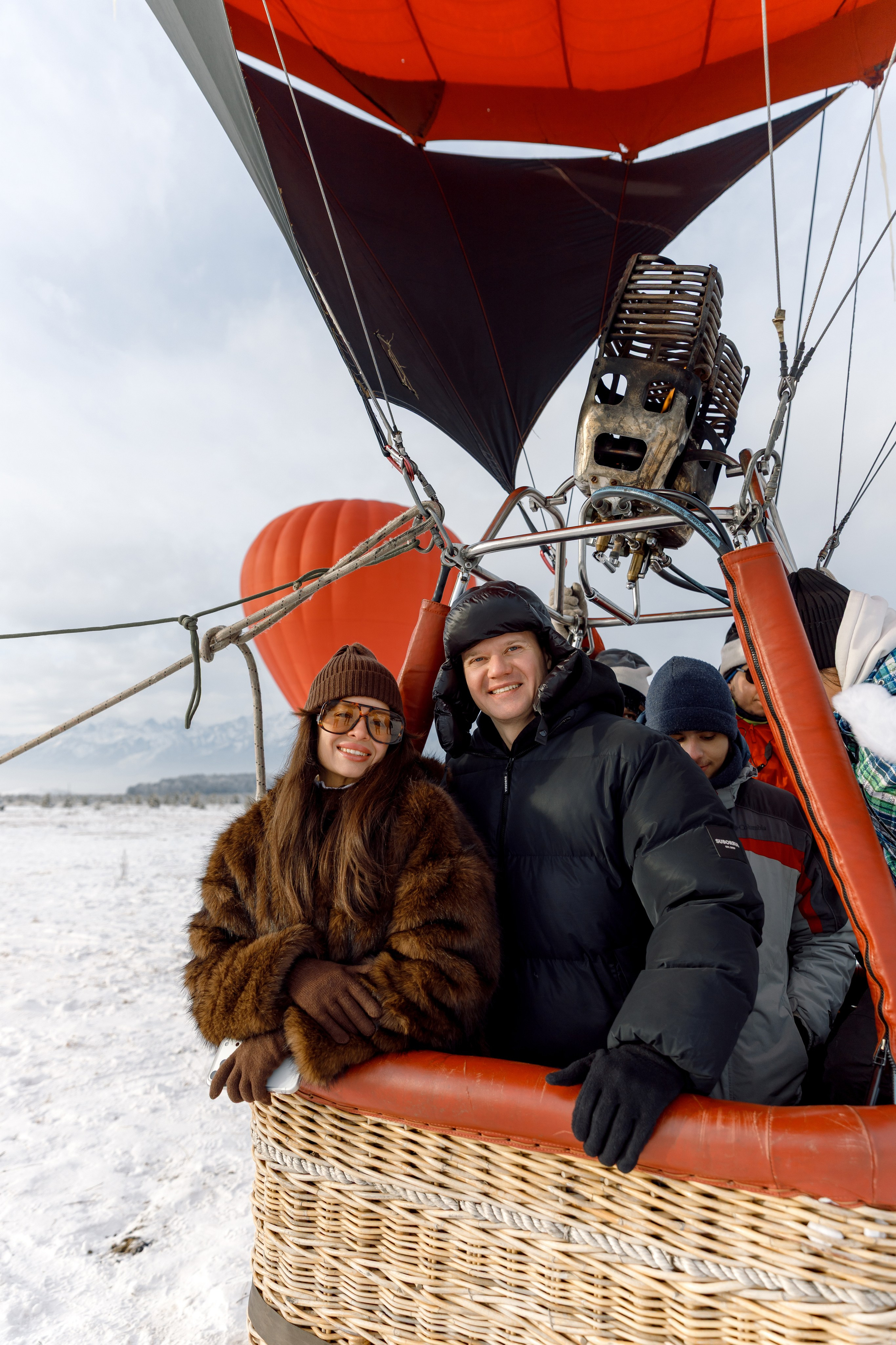 ЯБЛОКИ НА СНЕГУ. Свадебный фотограф Иркутск, репортажный фотограф Иркутск