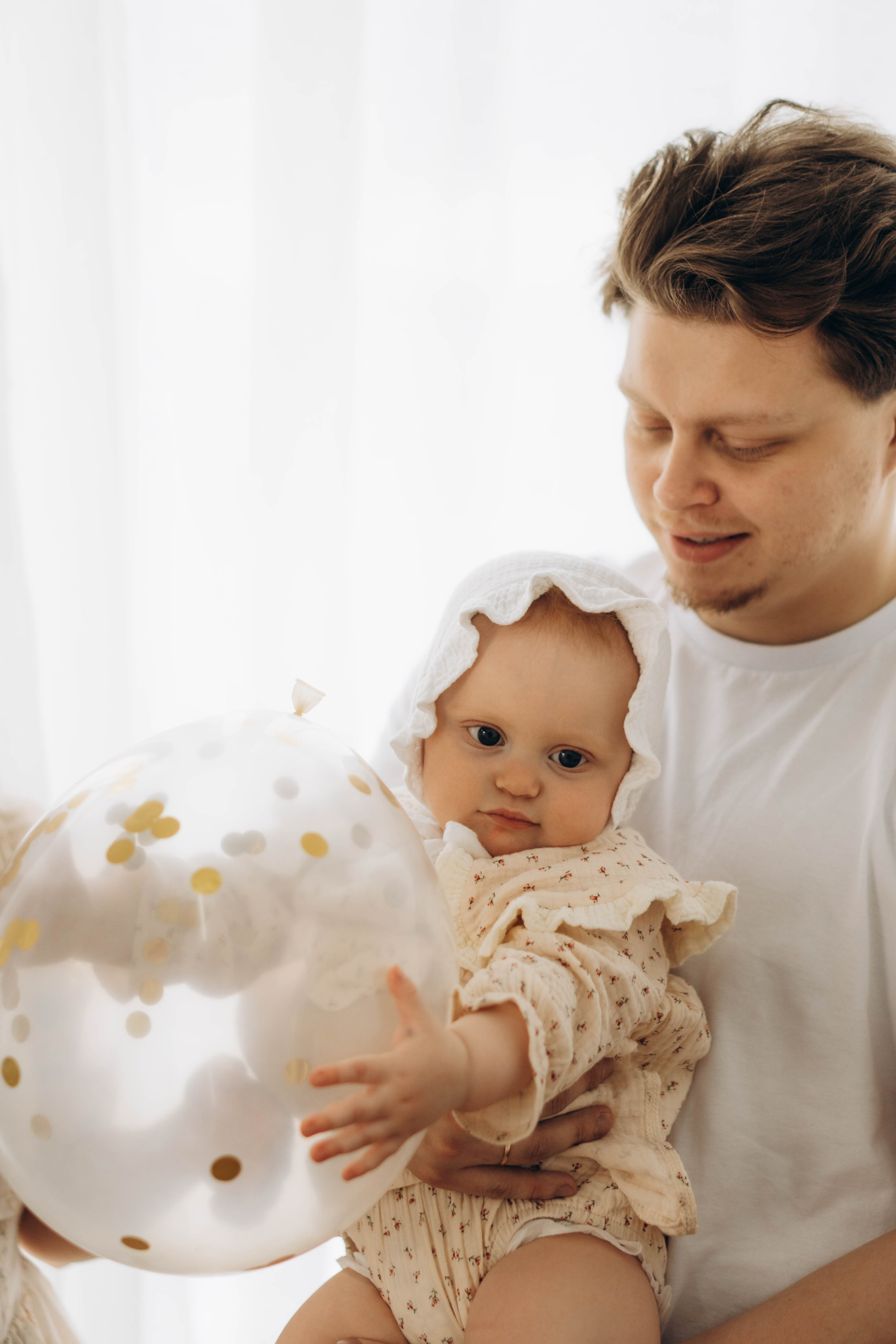 Студийная семейная съемка на годик. Фотограф Москва Валерия Веденина