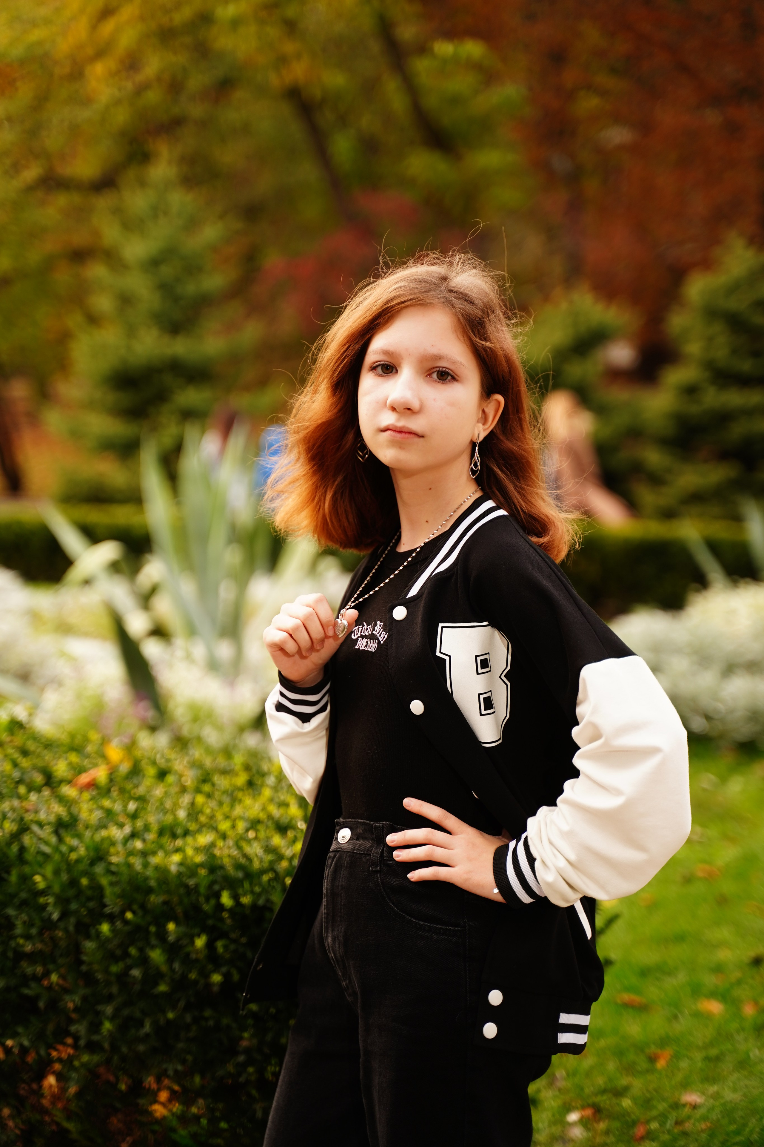 Парк Горького 6 класс. MEMENTO.Выпускные альбомы, школьные, юбилейные и другие книги. Ростов-на-Дону