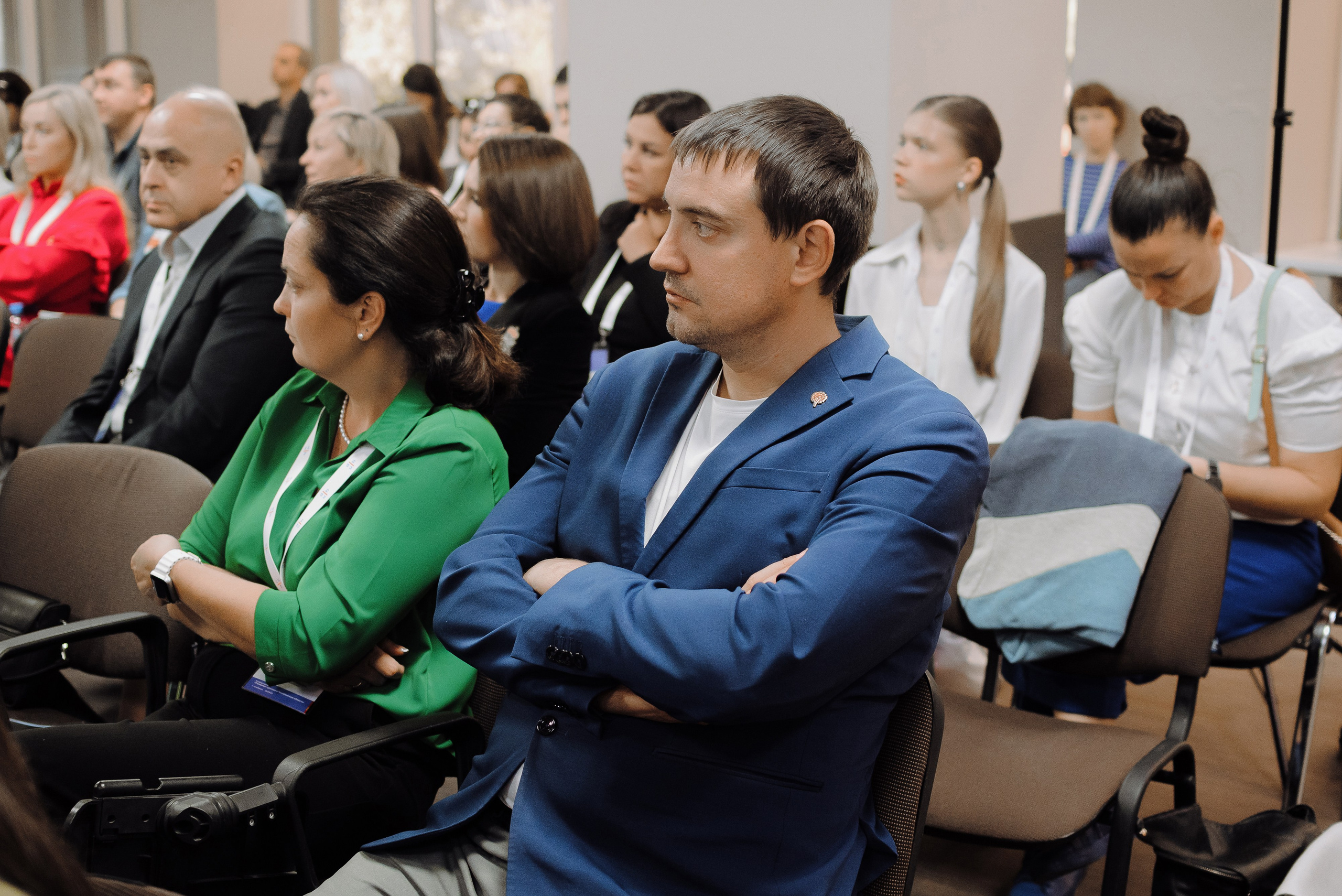 ОБЛАСТНАЯ КОНФЕРЕНЦИЯ «РАЗВИТИЕ ТУРИЗМА В ЧЕЛЯБИНСКОЙ ОБЛАСТИ». Репортажный фотограф Зуев Роман г. Челябинск