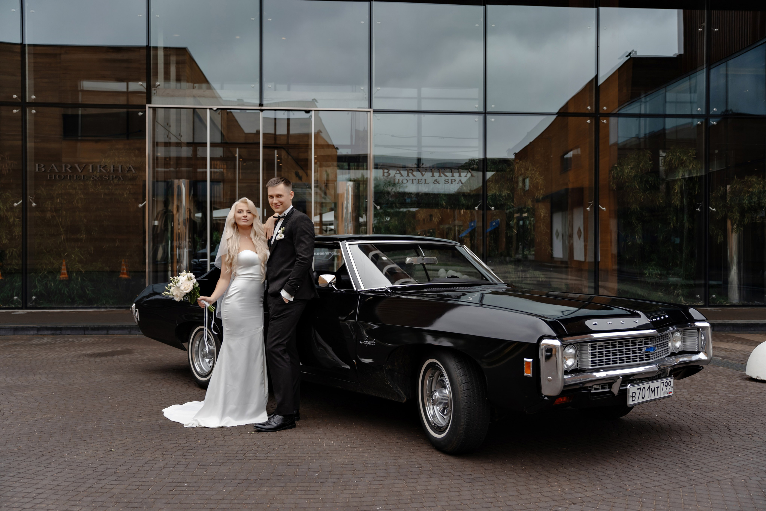 Свадебная фотосессия в Barvikha Luxury Village. Свадебный и семейный фотограф в Москве Светлана Зоткина