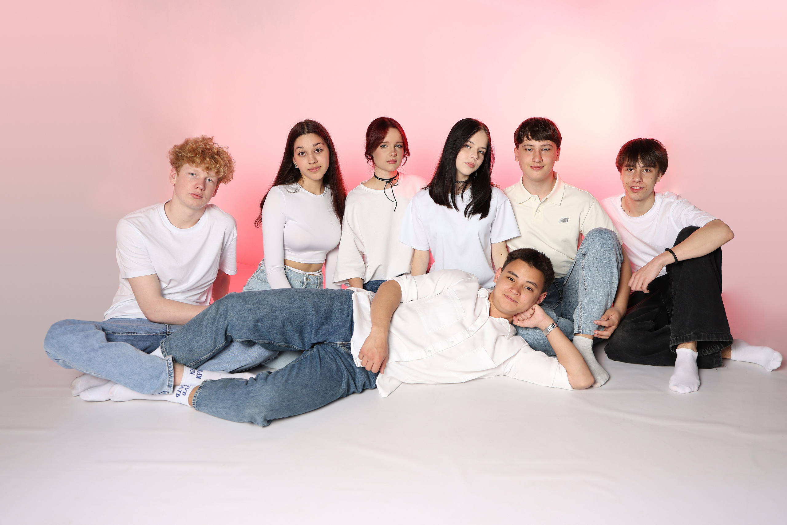 Школьная фотосессия в студии. Фотограф фотосалон SO! photo&video город Находка Приморский край