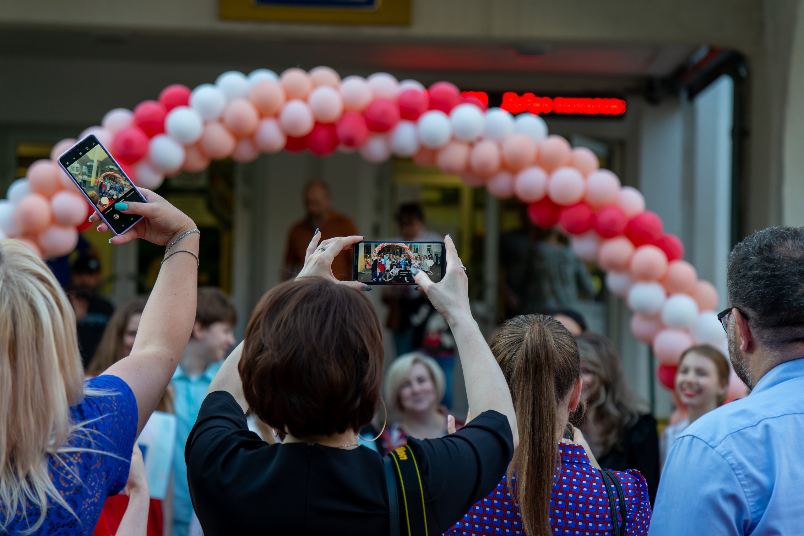 Фотосъёмка последний звонок, выпускной, бал. «Студия DRONAVT`s» — видеосъёмка и фотография г. Москва