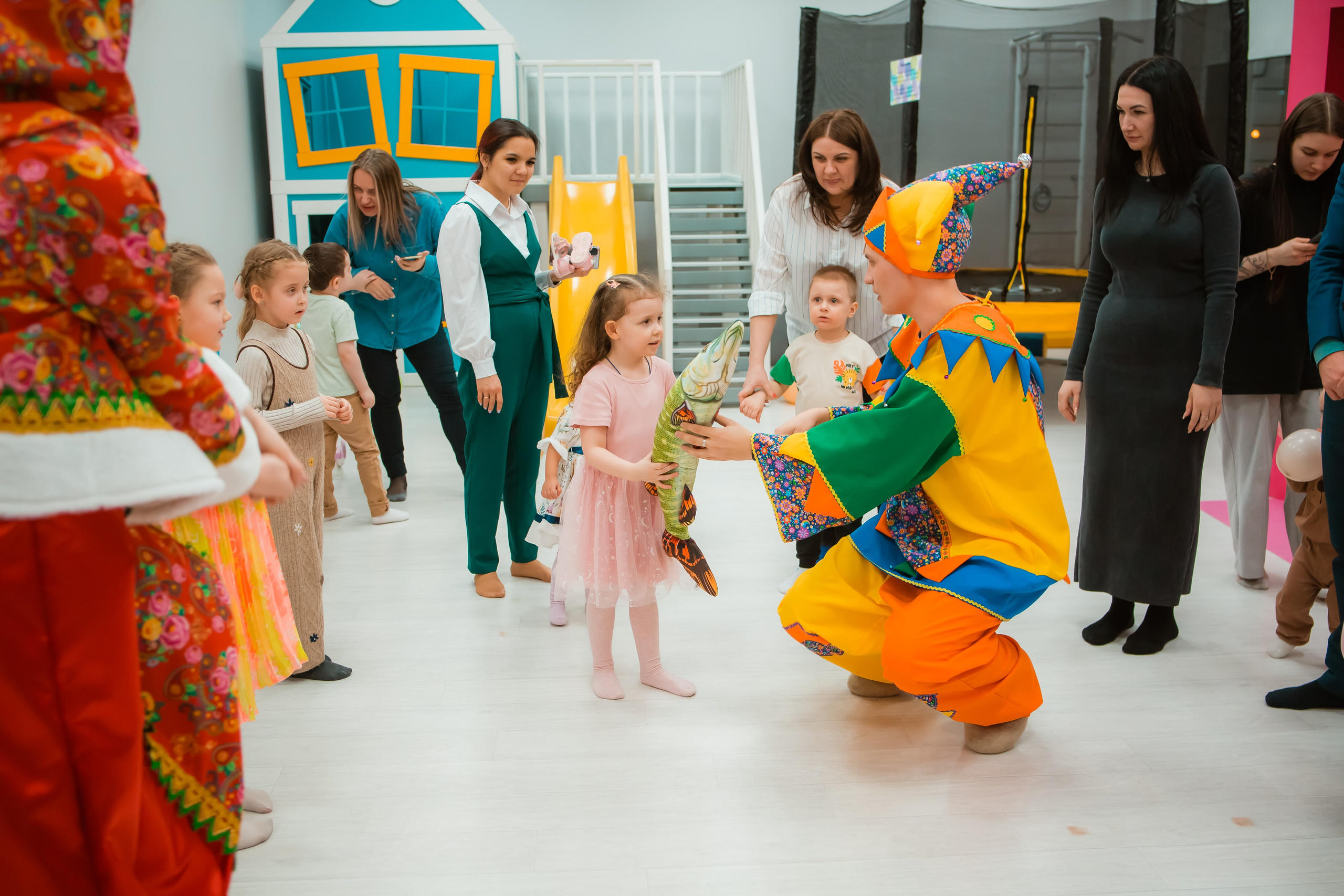 Масленица в ДОММИ. Репортажный фотограф Василий Сазонов в Нижневартовске