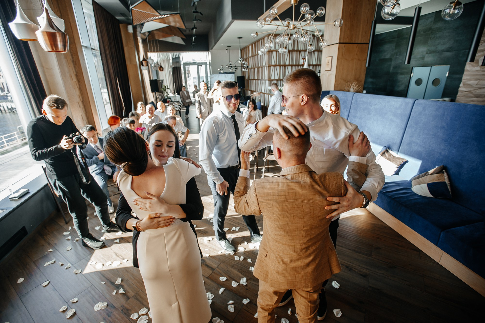 Свадебная съемка Архангельск Новотель. Свадебный фотограф в Архангельске и Северодвинске