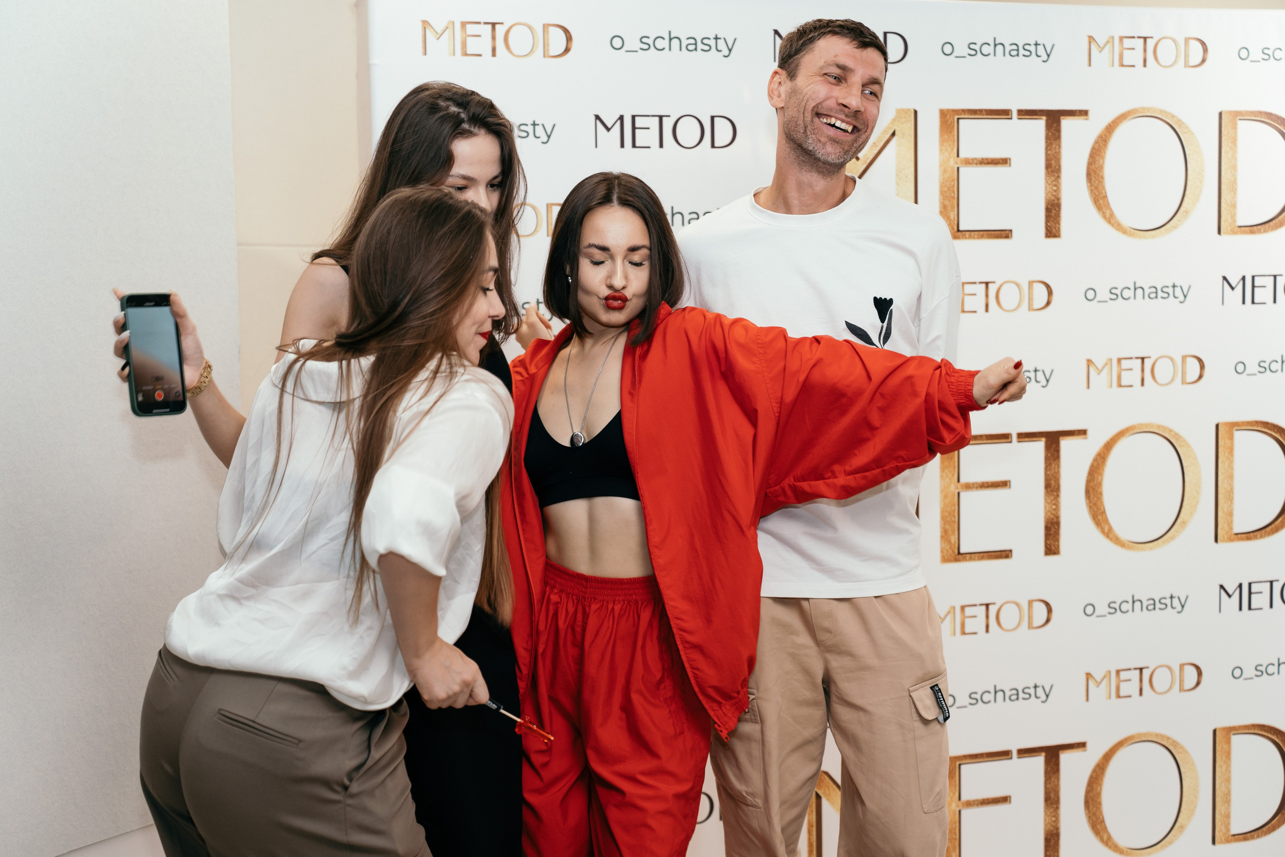 METOD Conf. Я занимаюсь событийной, свадебной, товарной, студийной… фотографией