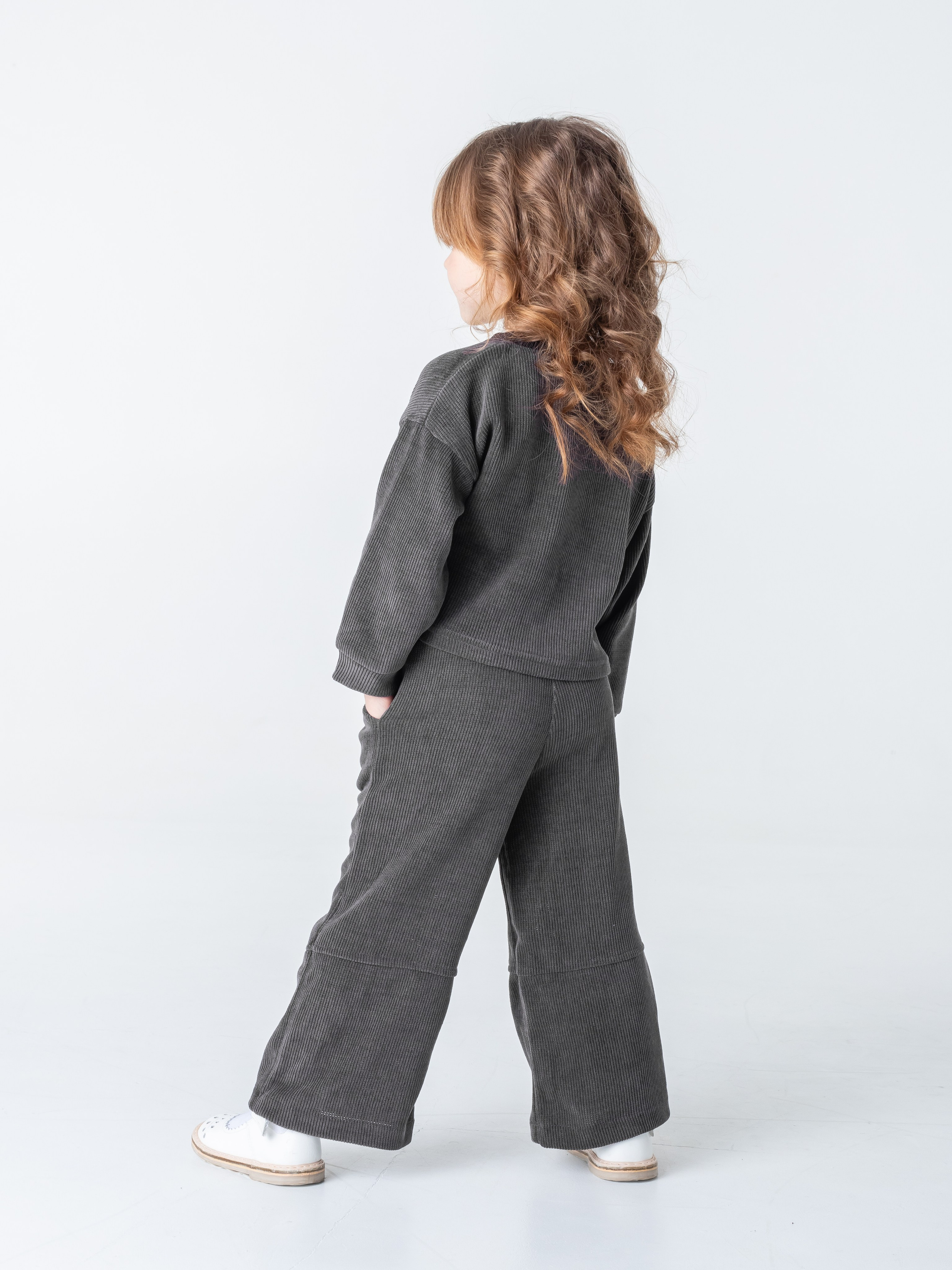 Детское платье и костюм. Фотограф в Краснодаре Арина Кудряшова