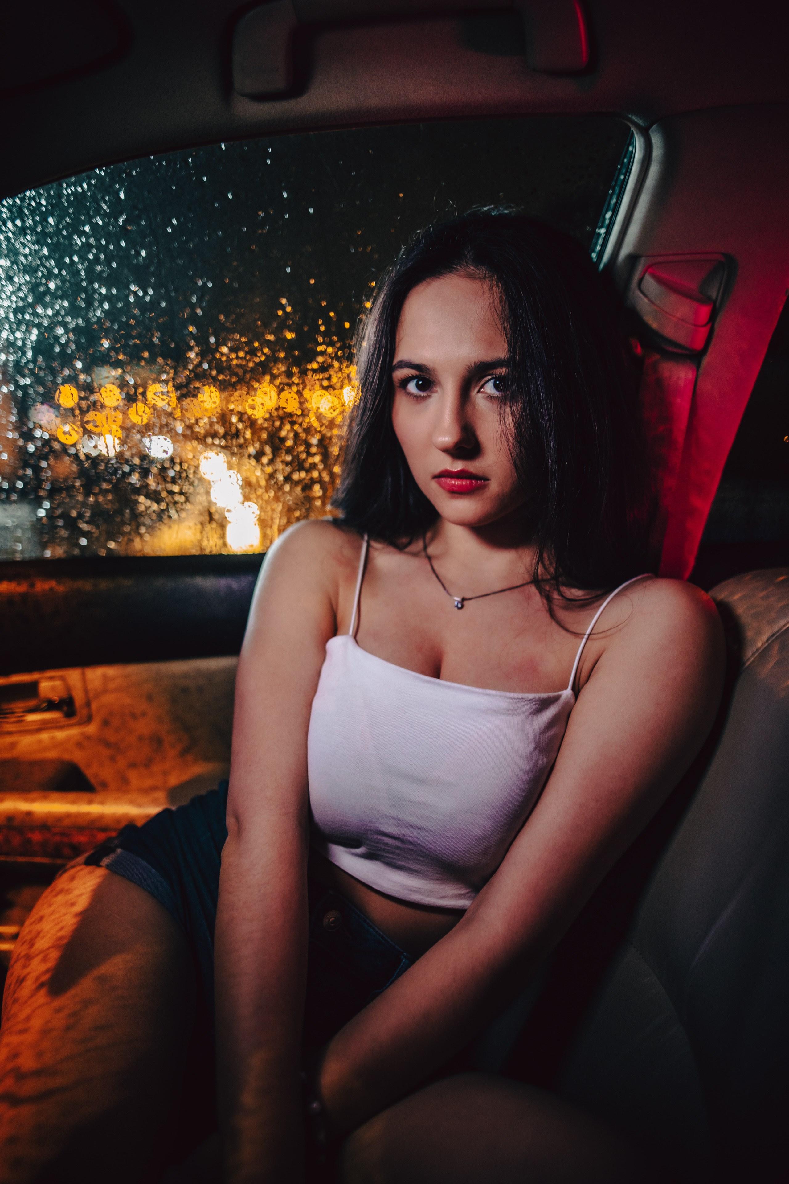 Фотосессии — Вайбы дождя 2024 — Проспект красоты. Твой ламповый фотограф