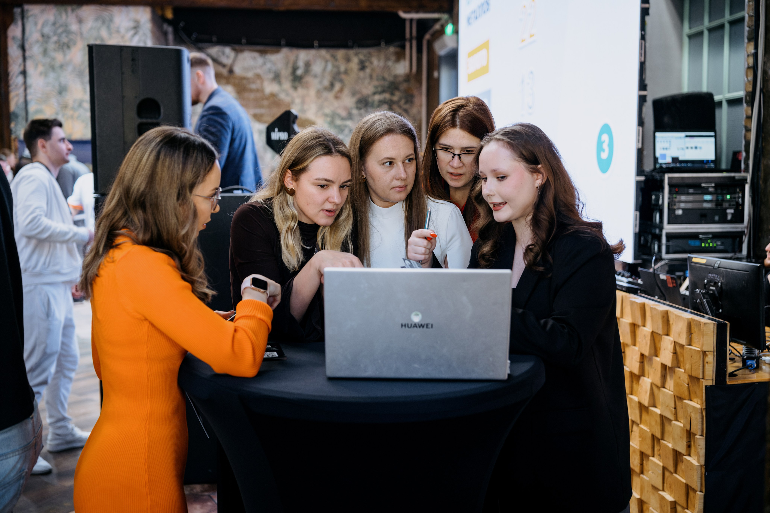 Выпускной СуперВеб. Репортажный и портретный фотограф в Москве Илья Спиридонов