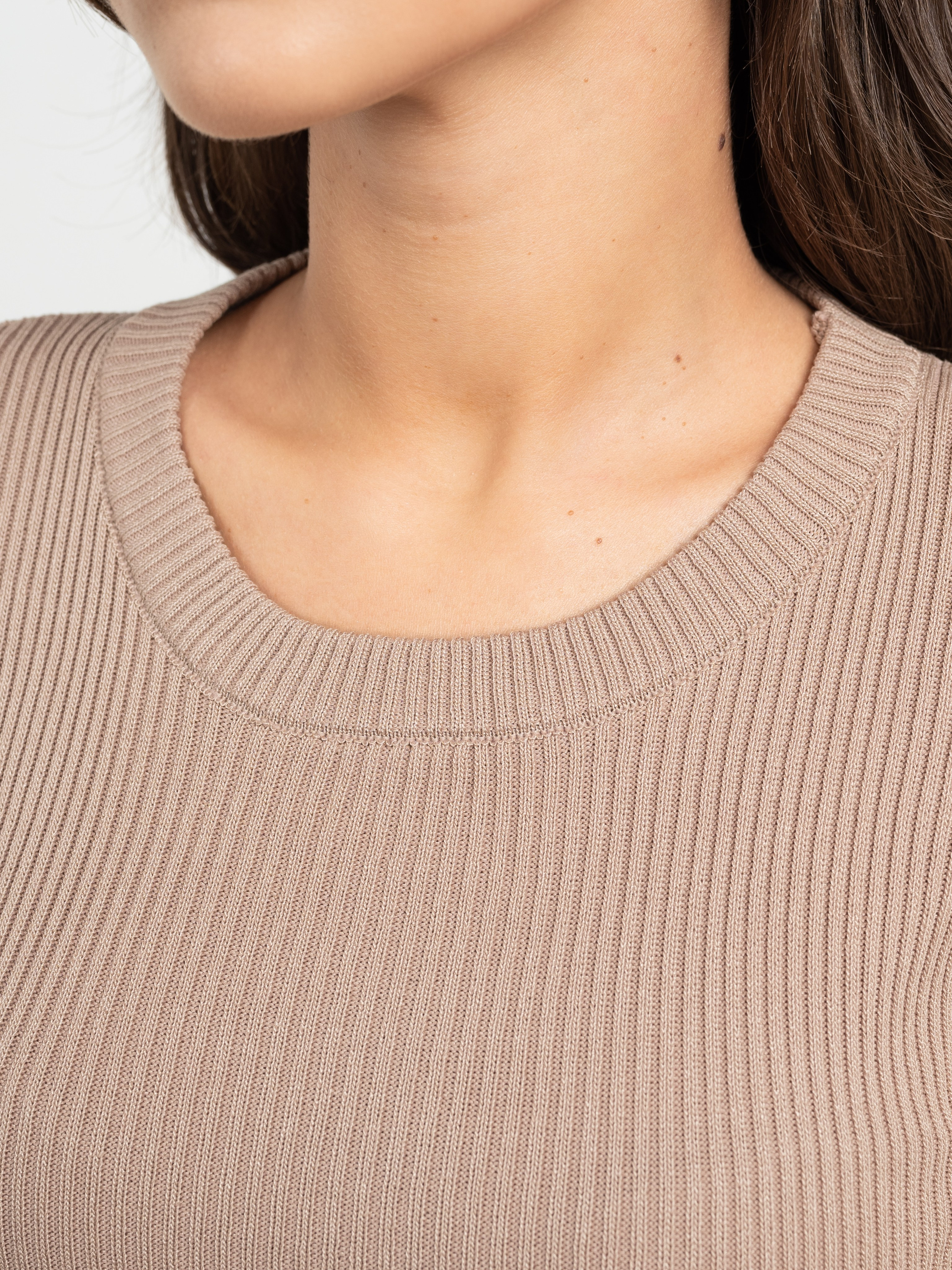 Футболки. Предметный фотограф, фото для маркетплейсов Пятигорск, КМВ