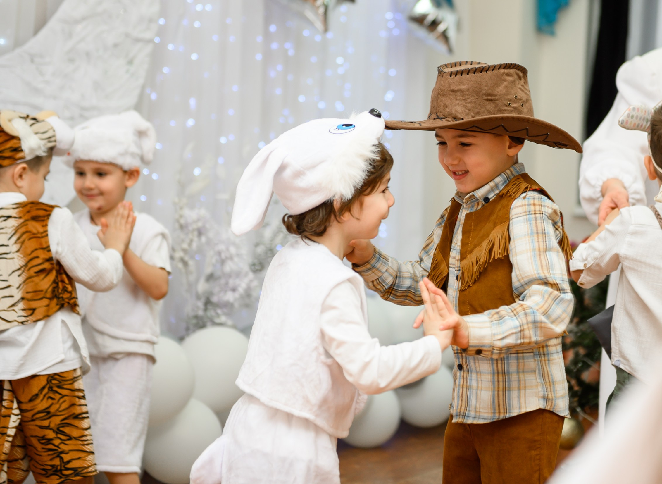 Елка 2025 садик Адлер. Свадебный и семейный фотограф София Невская