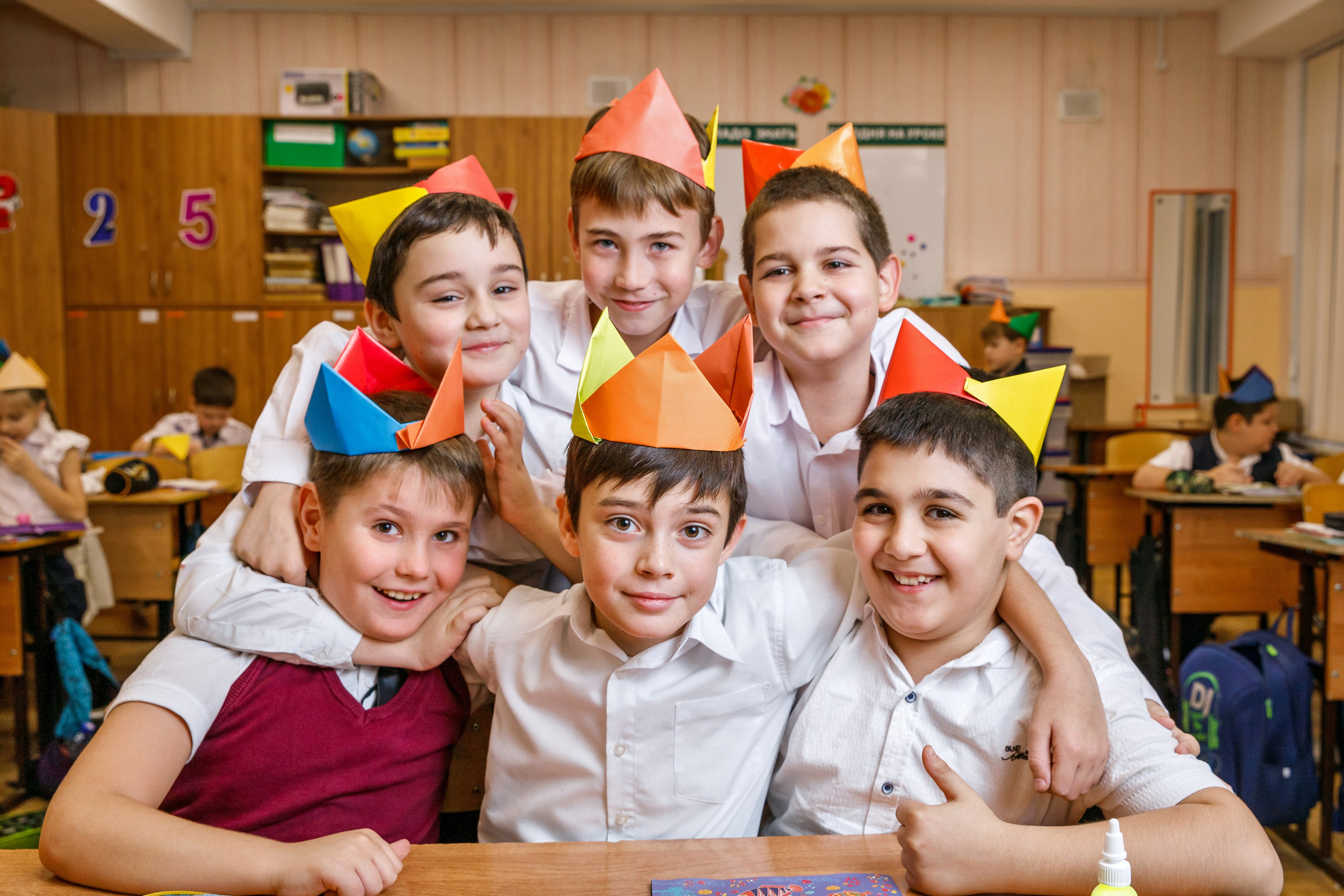 ШКОЛЬНАЯ ЖИЗНЬ. Марина Ушакова. Фотограф. Выпускные альбомы. г. Краснодар