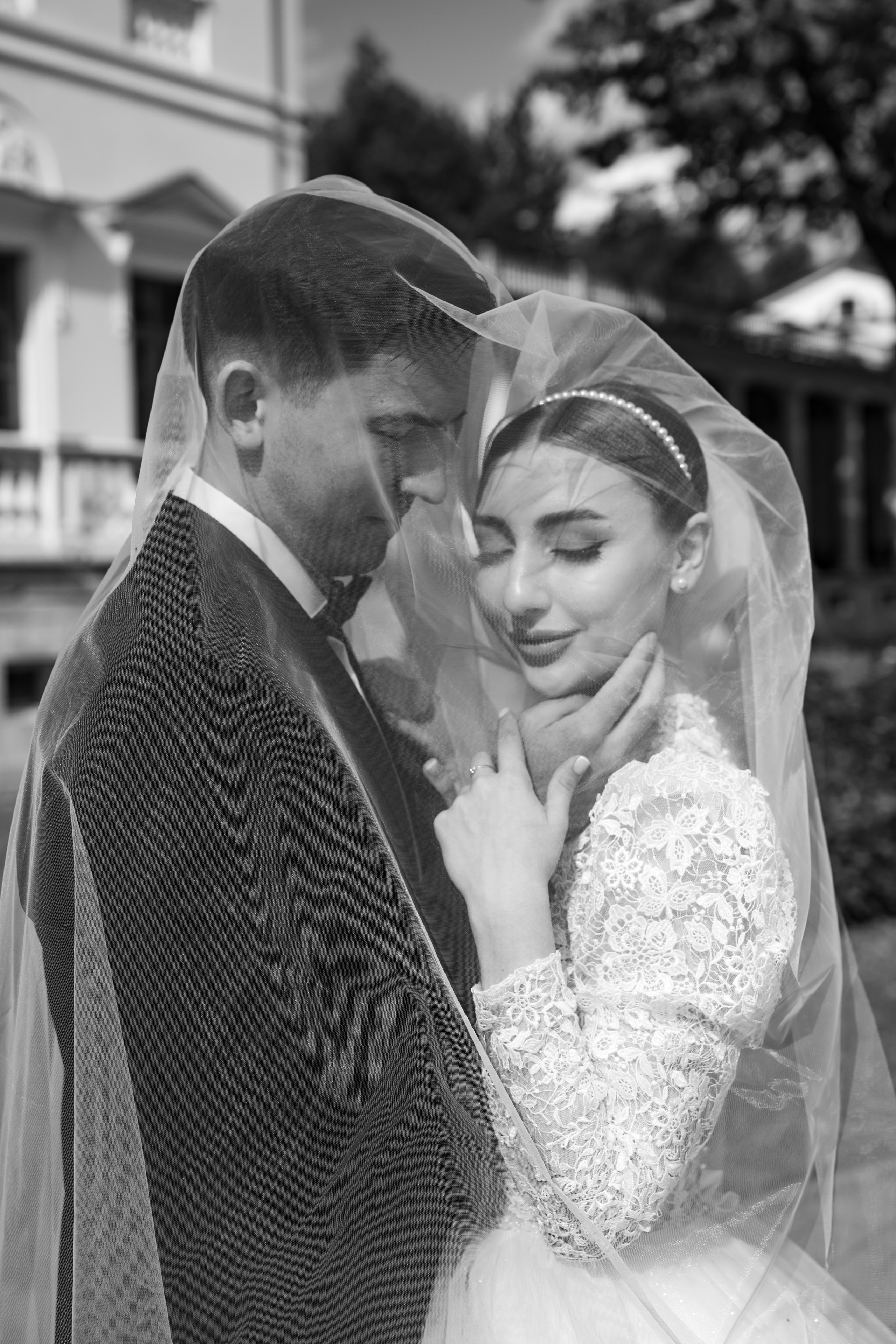 Свадебная фотосессия в усадьбе Остафьево. Свадебный фотограф Москва Юрий Кульман