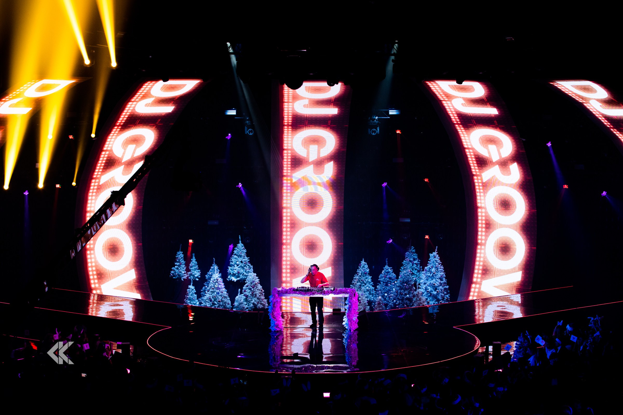 Танцы Ёлка МузТв. Фотограф в Москве Яна Полосина