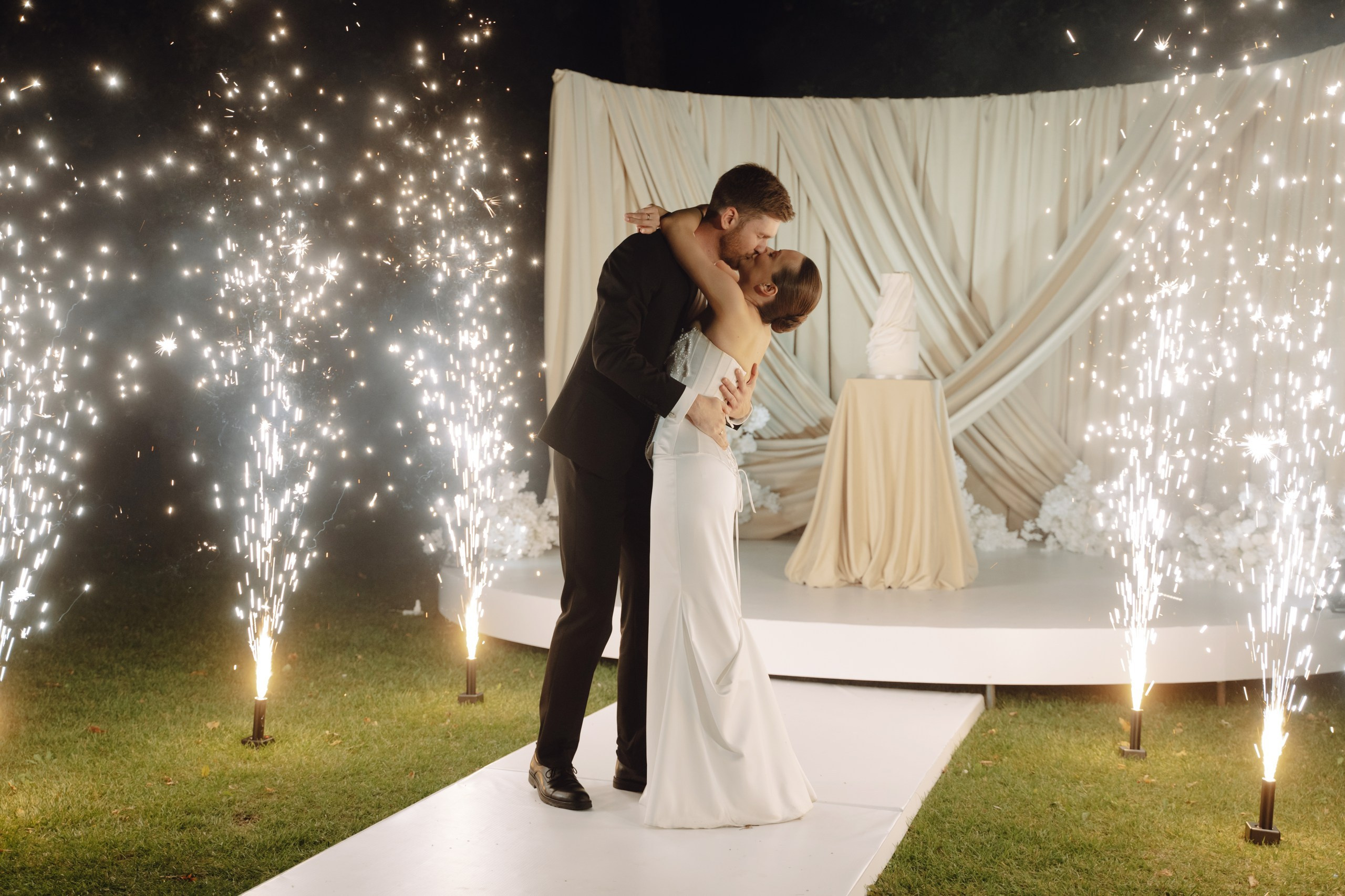 Александр и Валерия. Свадебный фотограф Анжелика Сариева