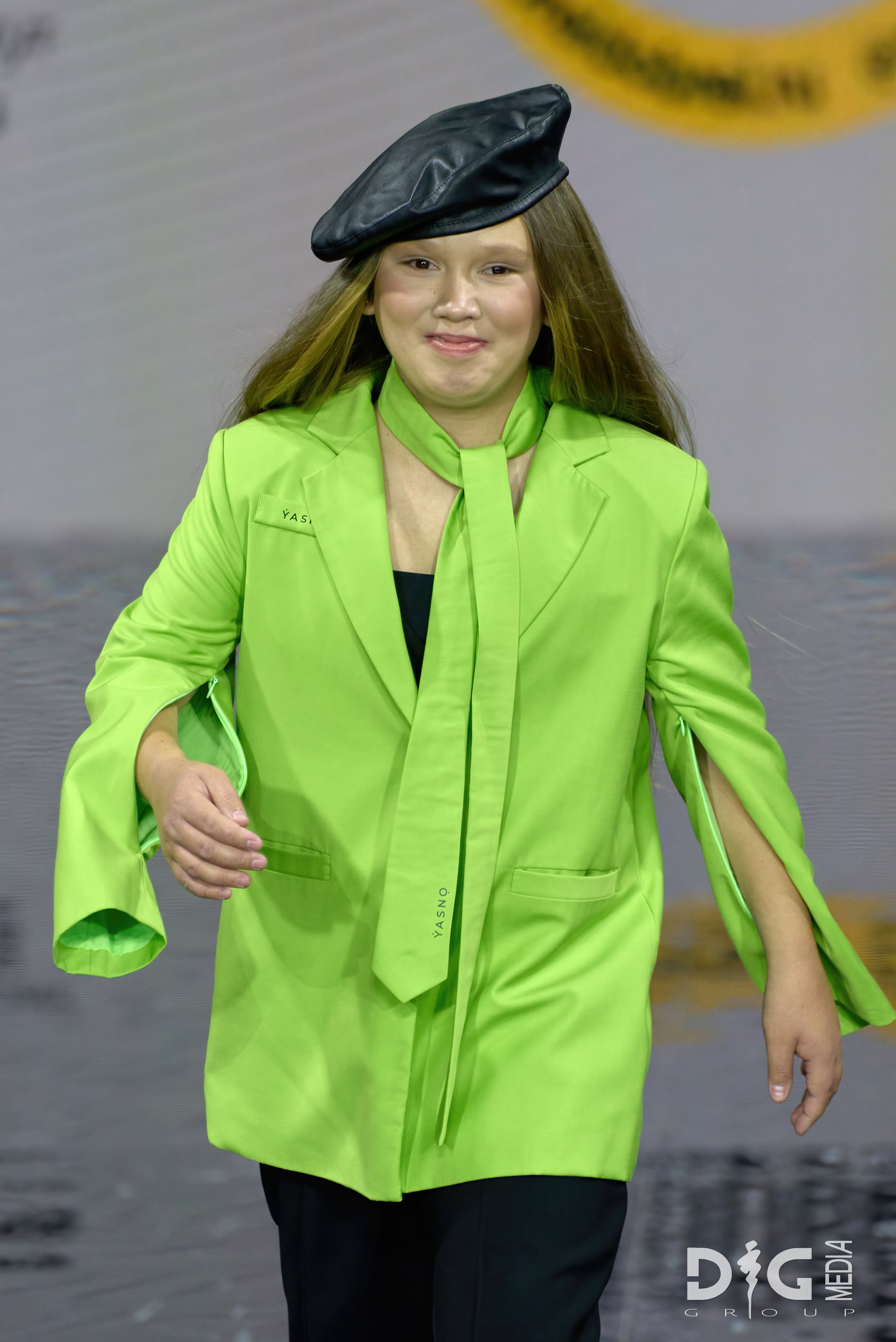 Yasno | skoreidobrei | SOCHI FASHION WEEK | 2025. DG MEDIA GROUP | Контент для модных показов и концертов