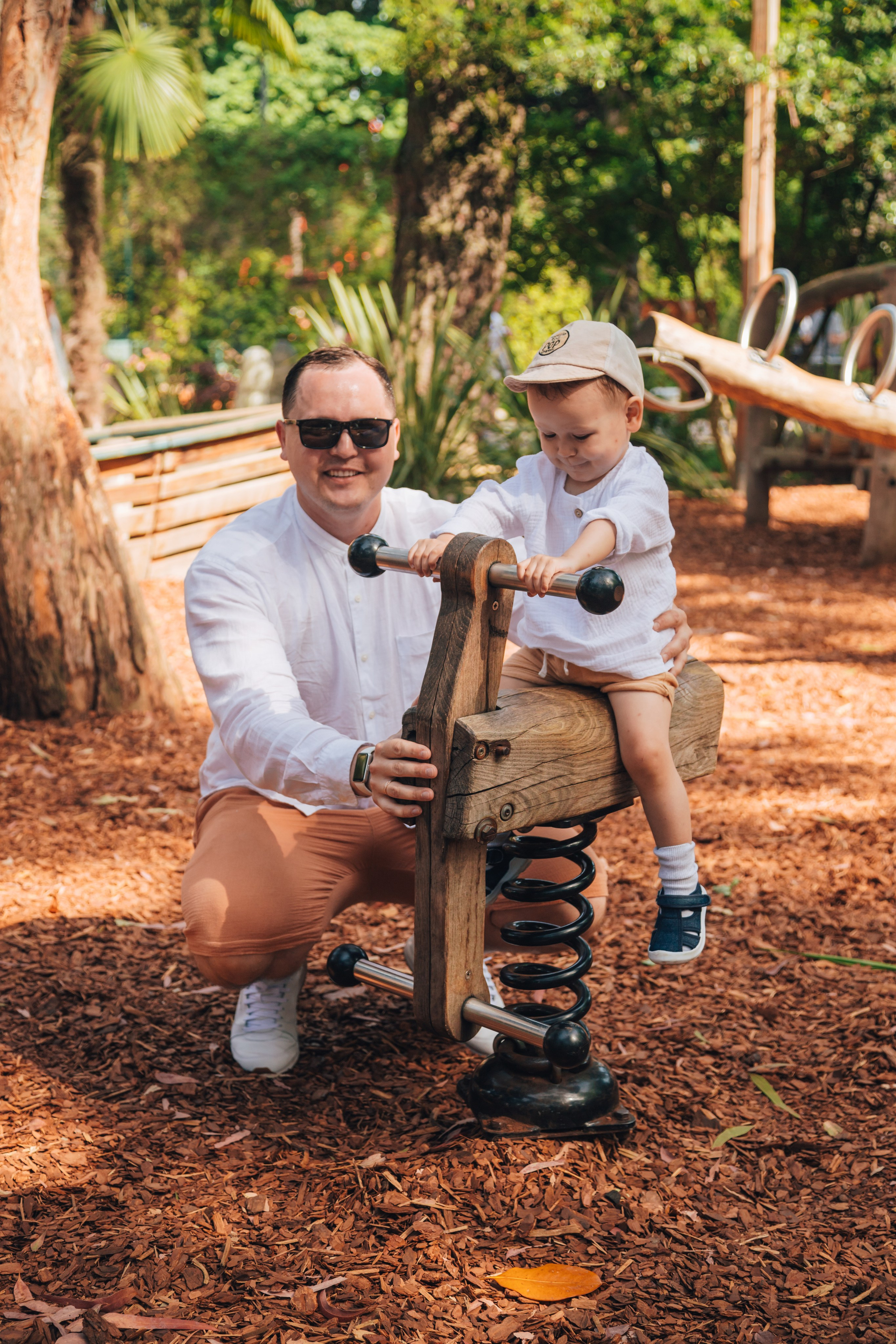 Дима, Ляйсан и Миша на Ривьере (Май 2025 г.). Фотограф Сочи, Адлер, Красная Поляна — Вероника Радченко