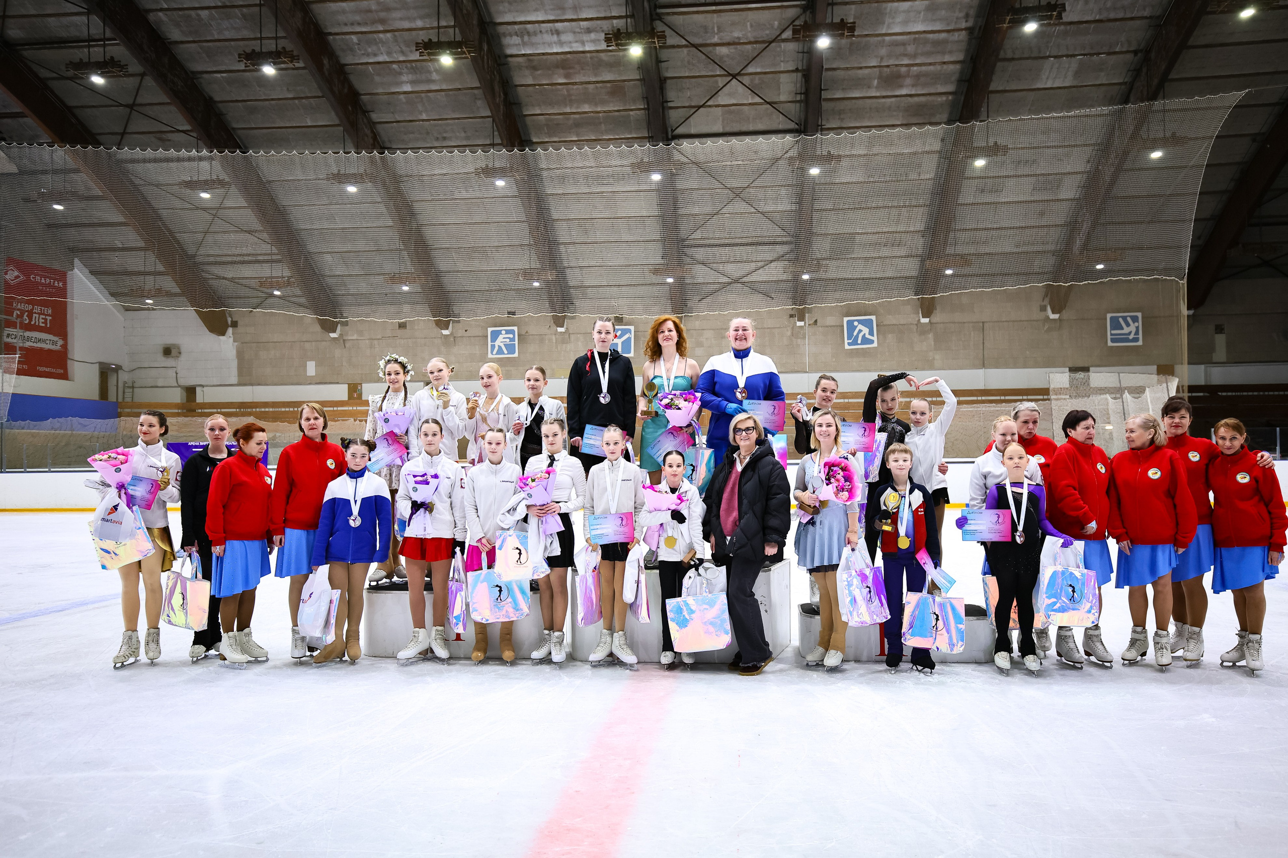 КУБОК CANDY 2025 В АРХАНГЕЛЬСКЕ НАГРАЖДЕНИЕ. ФК Фотограф в Санкт-Петербурге Наталья Понарина