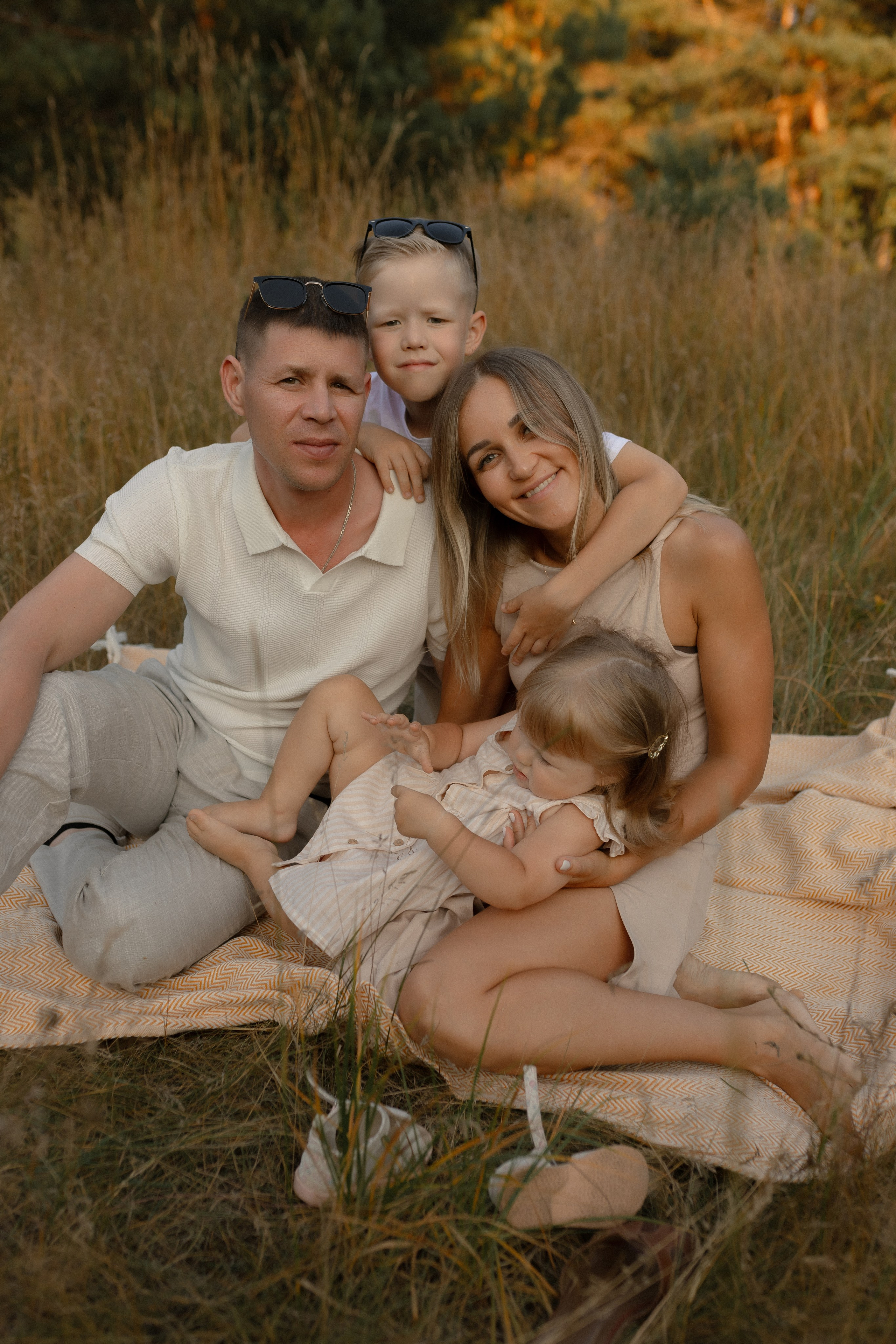 Алексей, Мария, Ваня и Варя. Фотограф Татьяна Семенова