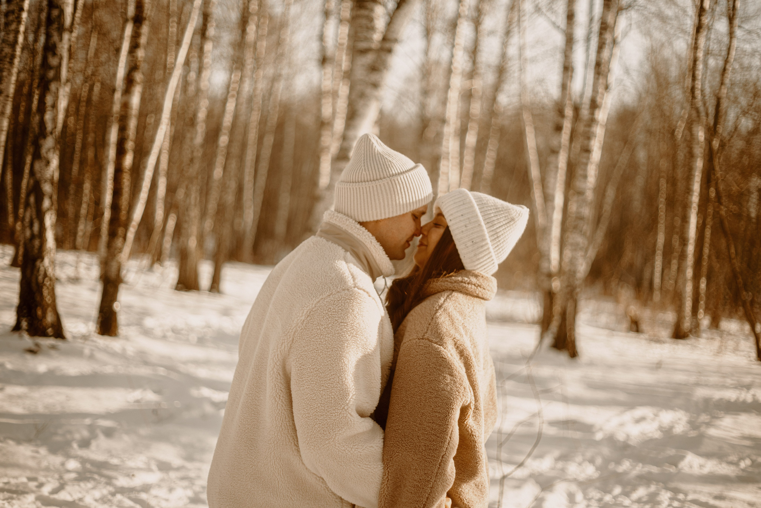 Тепло в зимнем лесу. Арт-фотограф Крис Л. в Тобольске: портрет, семейные, свадьбы