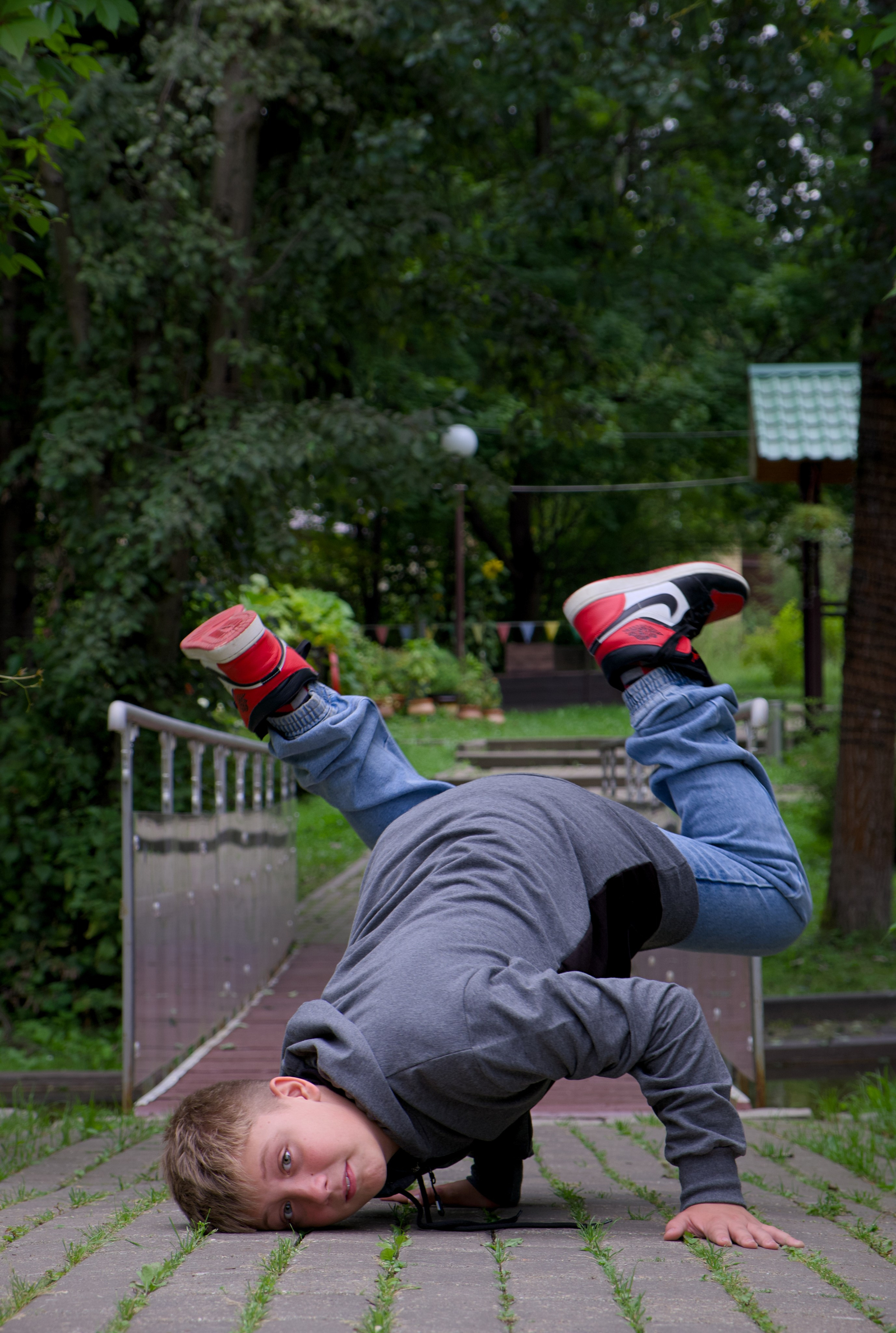 Юные брейкдансеры