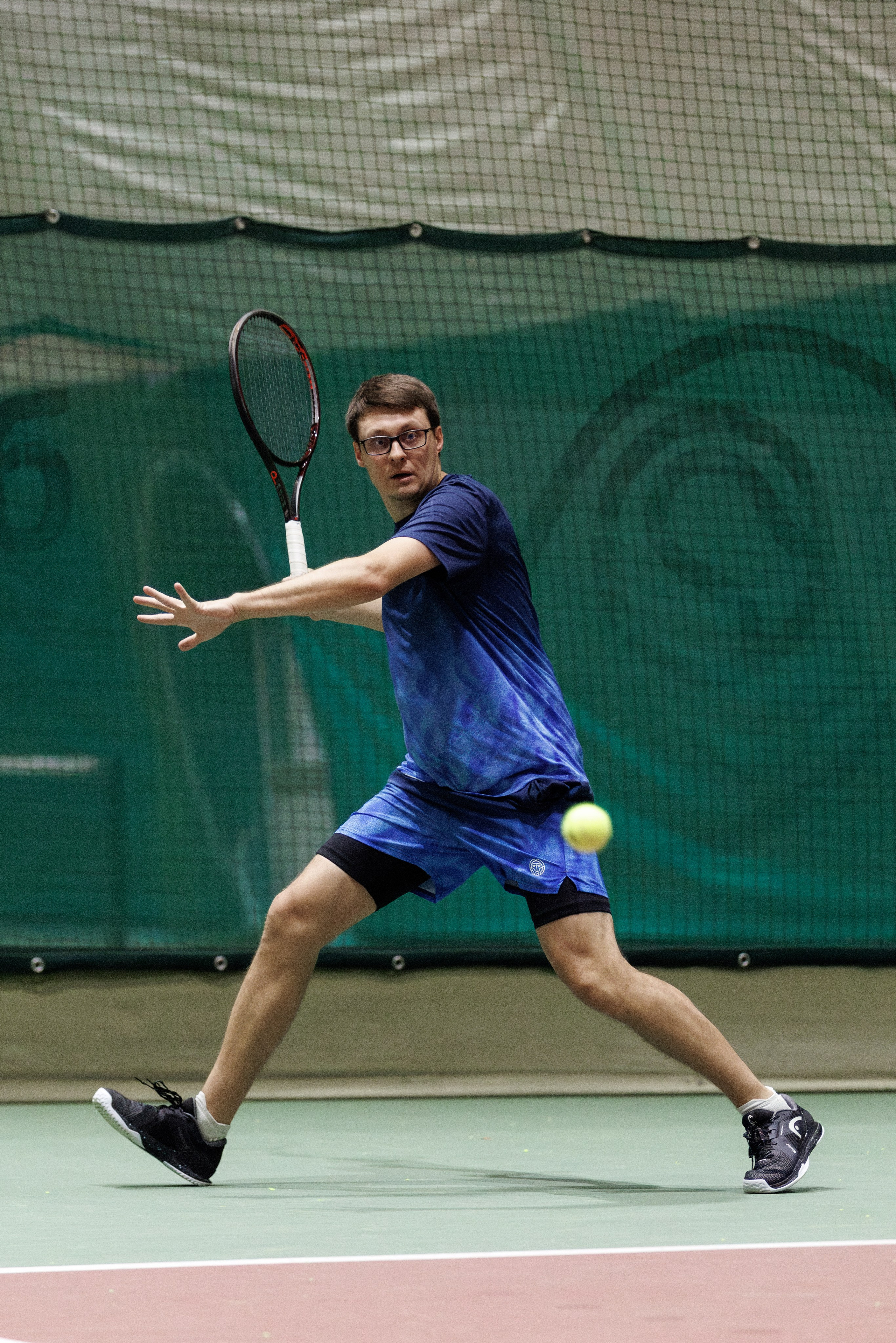 Фото с турнира ALT Tennis за Кубок WINLINE в Пироговском. Спортивный фотограф Алексей Соломин
