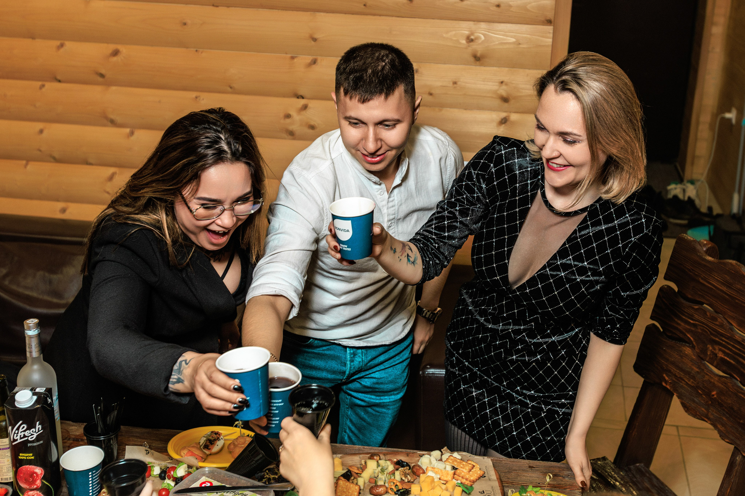 День рождения Алёны. Репортажный фотограф Екатеринбург | Яркий, качественный репортаж | Концерты, клубы, репортаж, праздники, корпоративы