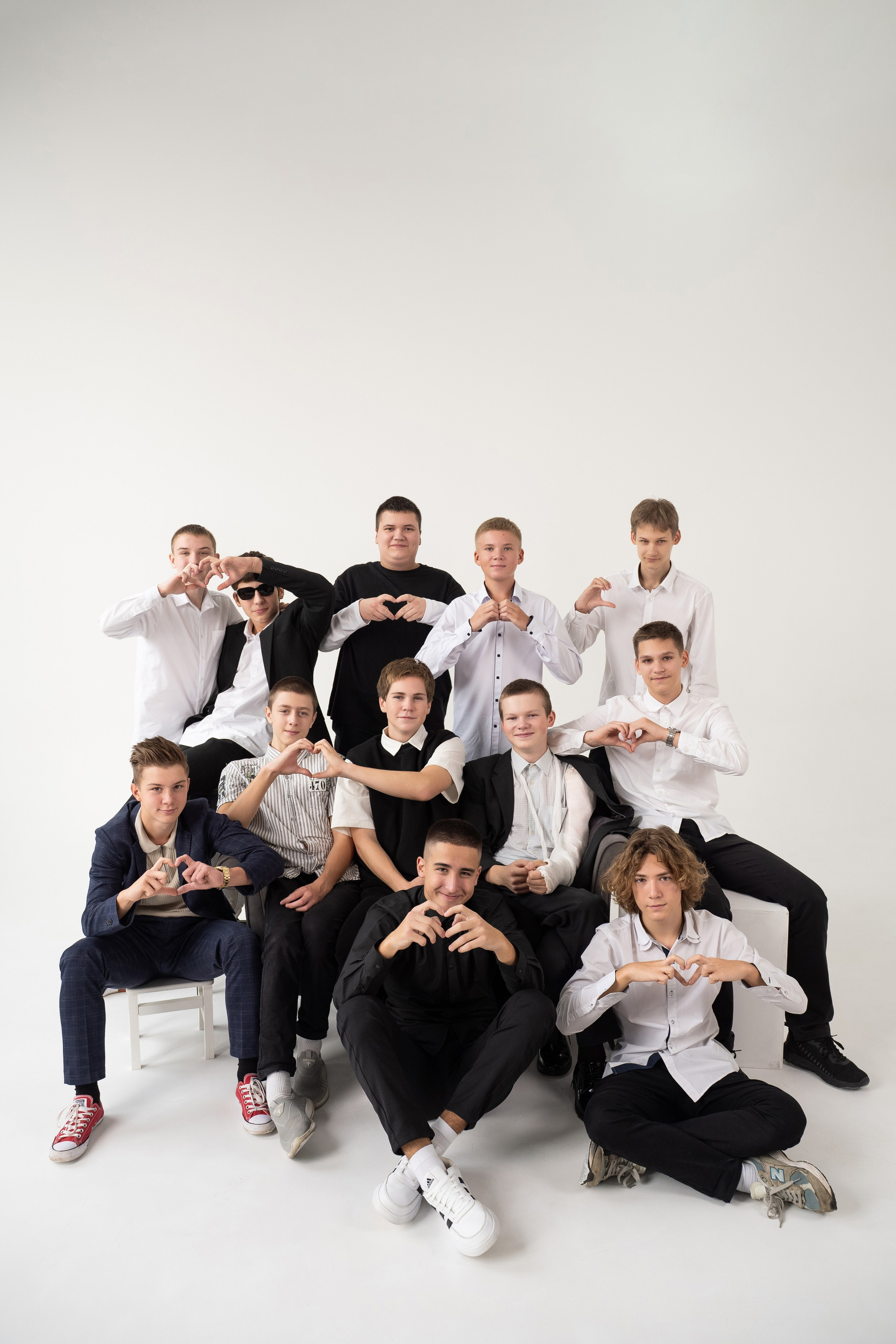 ВЫПУСКНИКИ 9 КЛАСС. МАРГАРИТА КУДРЯШОВА СВАДЕБНЫЙ И СЕМЕЙНЫЙ ФОТОГРАФ ТВЕРЬ МОСКВА