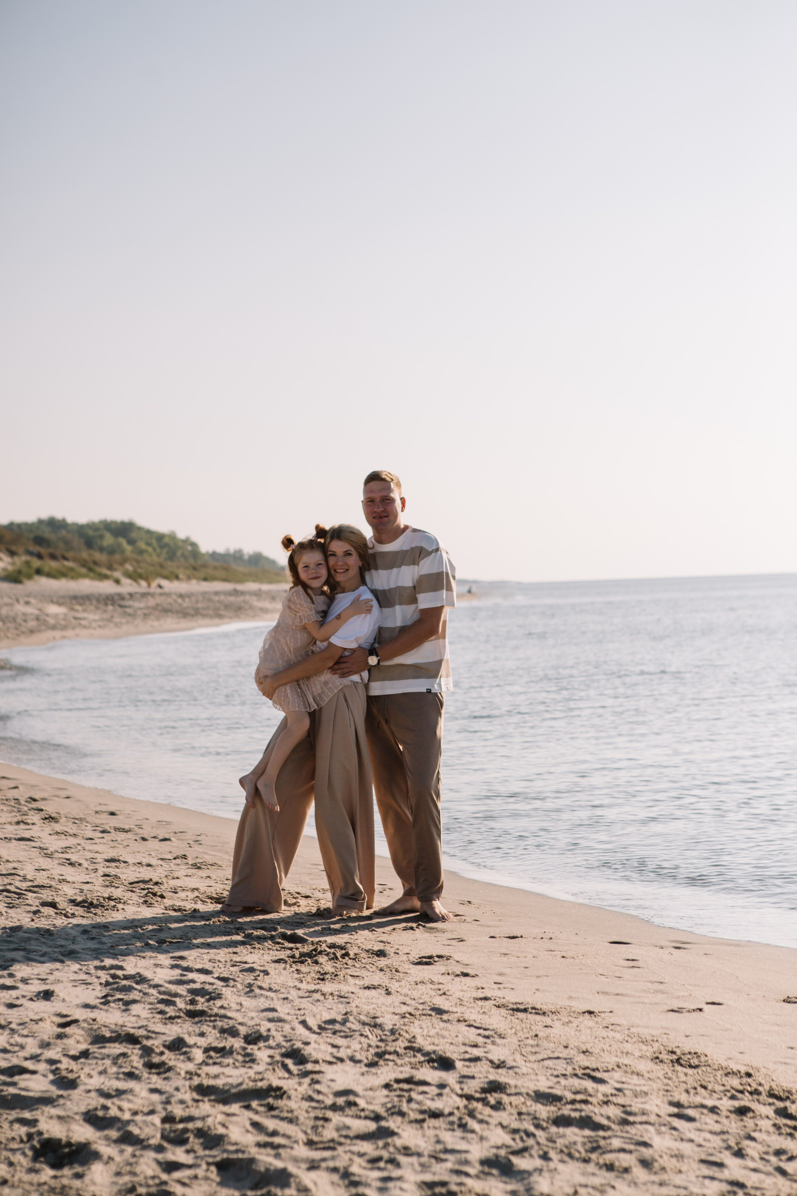 Алексей и Наталья. Семейная фотосессия на море. Семейный фотограф в Калининграде Анастасия Юрина
