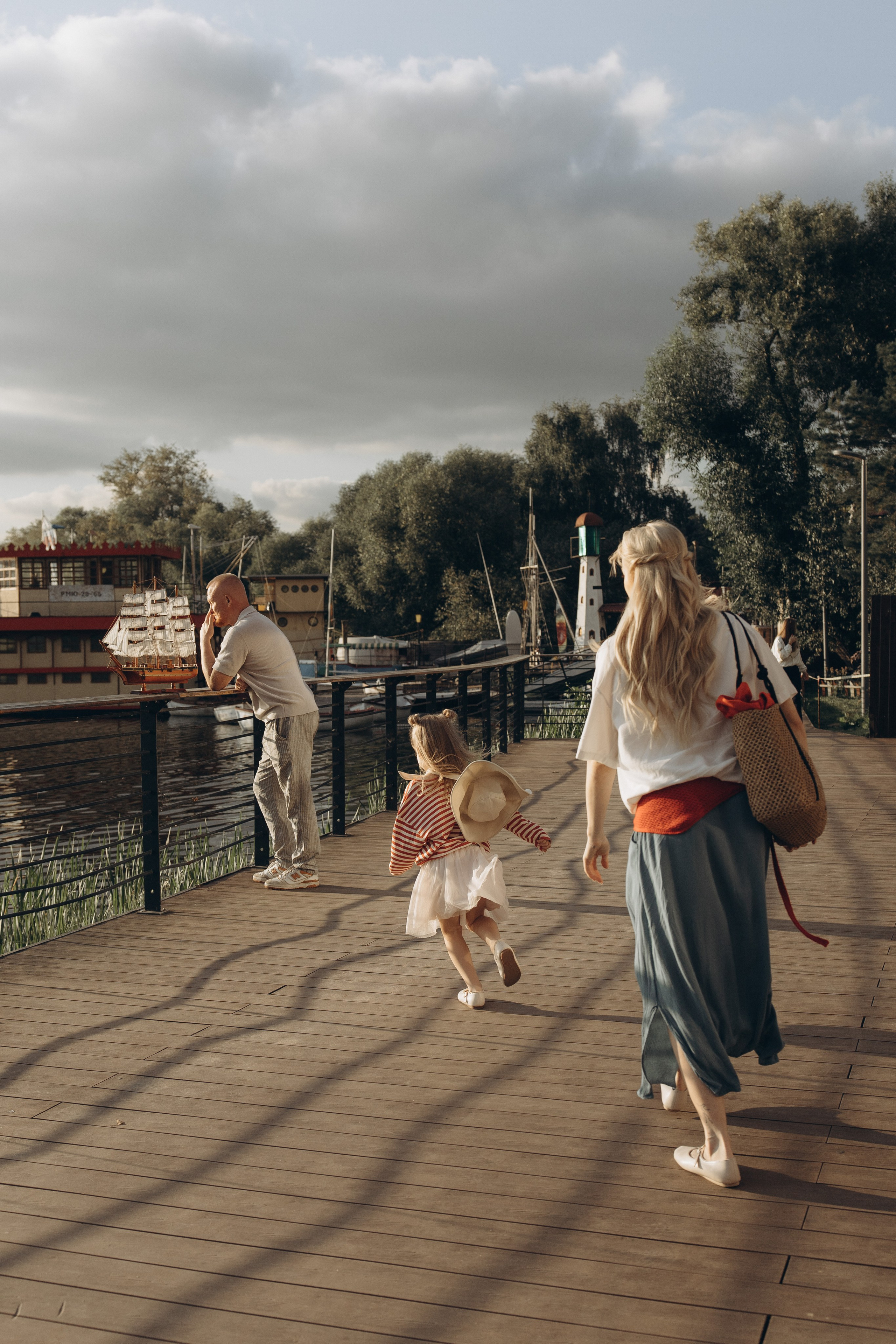 Всё получится. Я Лена — семейный фотограф в стиле Лайф. Москва. На моих съёмках мои герои не позируют, они проживают приятный момент своей жизни
