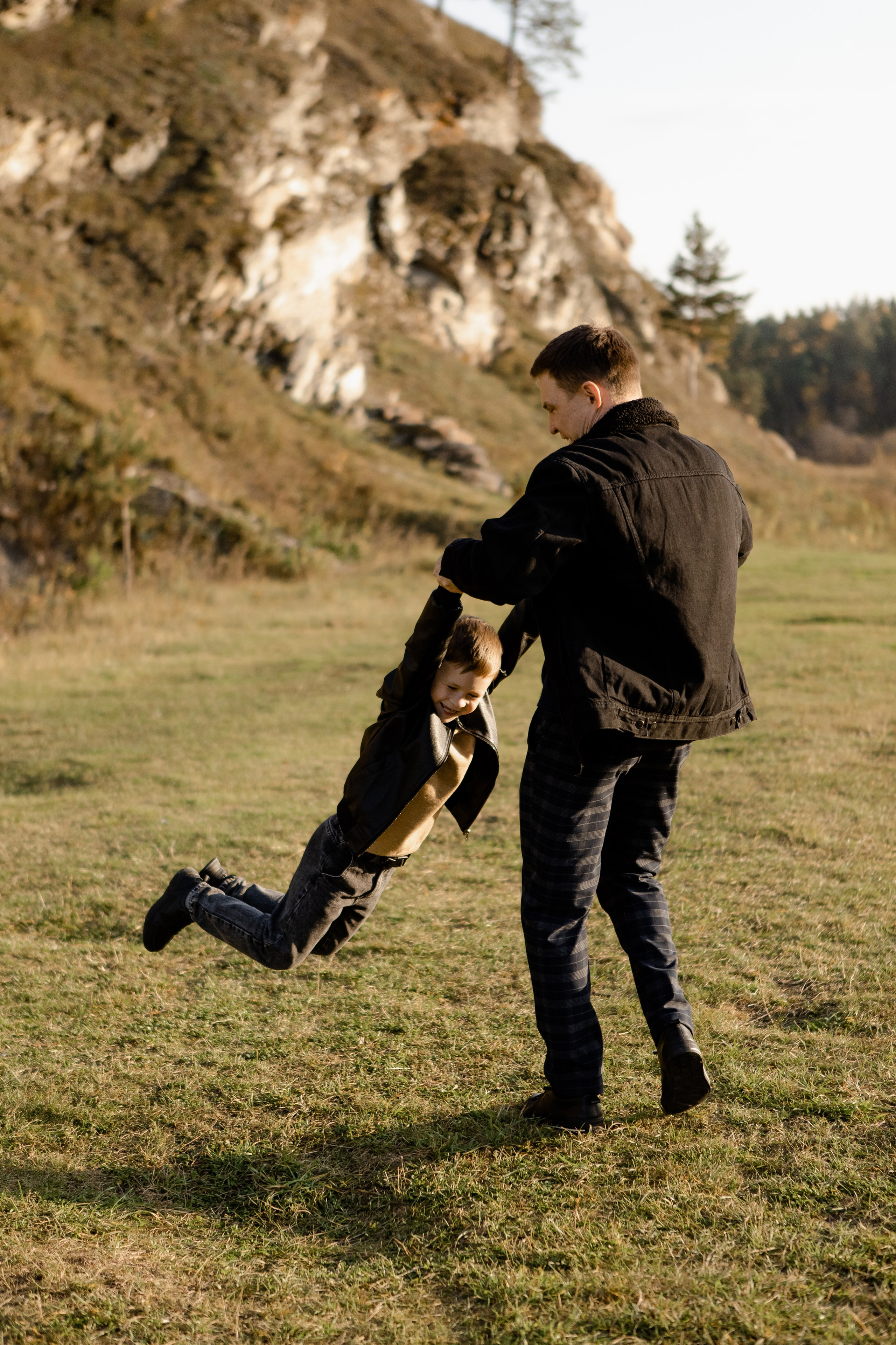 Кирилл, Анна, Марк и Милана. Свадебный и портретный фотограф в Миассе Филиппенко Дарья
