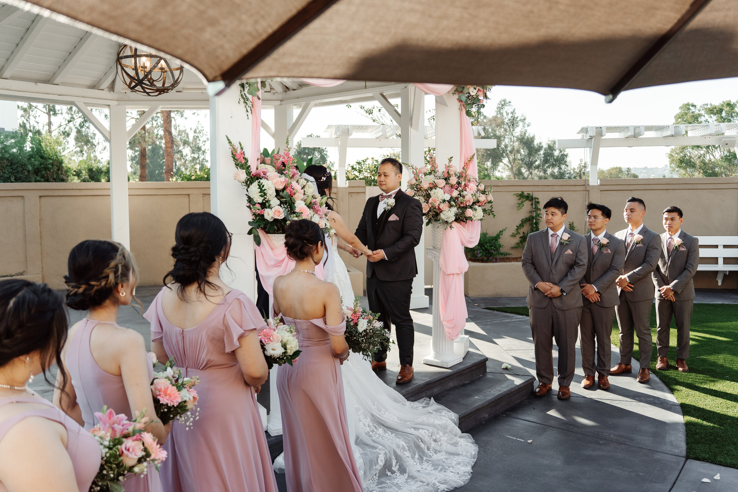 2025-08-16_AndreaChristopher. Ретушер Зенькевич Света