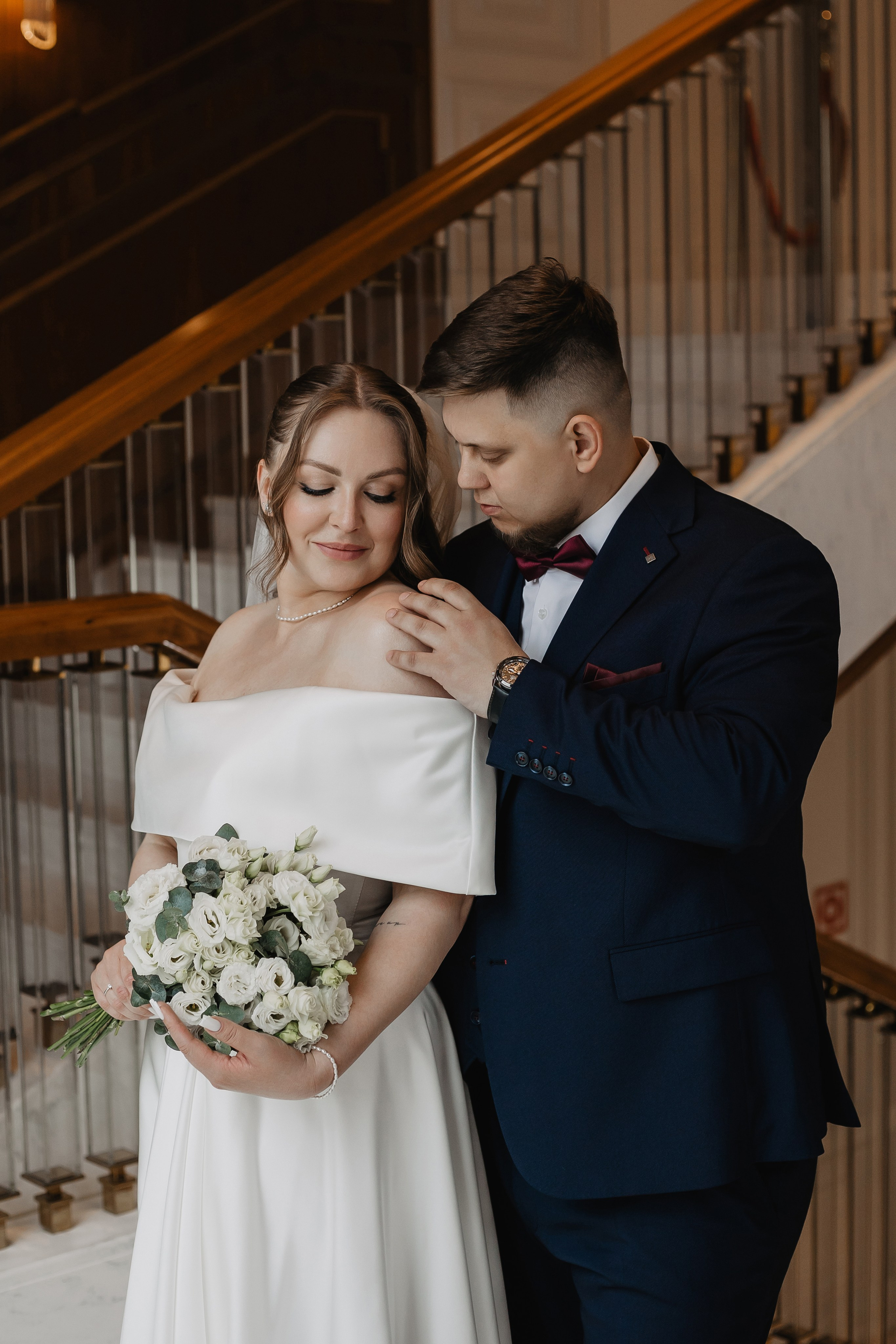 Свадебная фотосессия в отеле Marriott imperial plaza в Москве. Свадебный фотограф в Москве Дарья Олендарёва